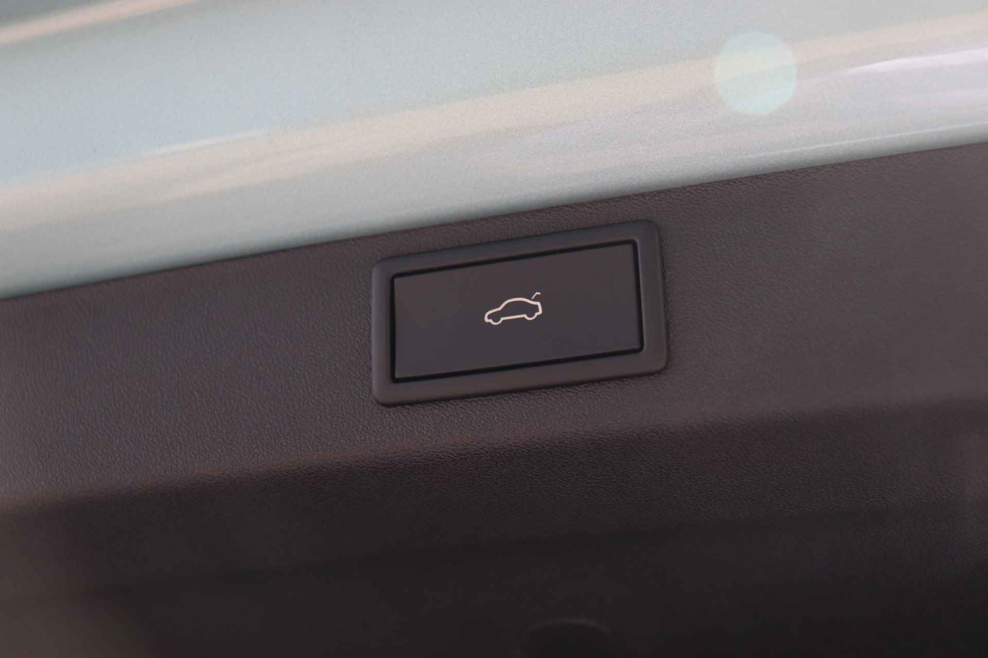 Škoda Enyaq 60 Sportline | Canton Sound | Panoramadak | Head-Up display | Stoelverwarming | Elektrische achterklep | Crystal face | 21 inch - 12/43