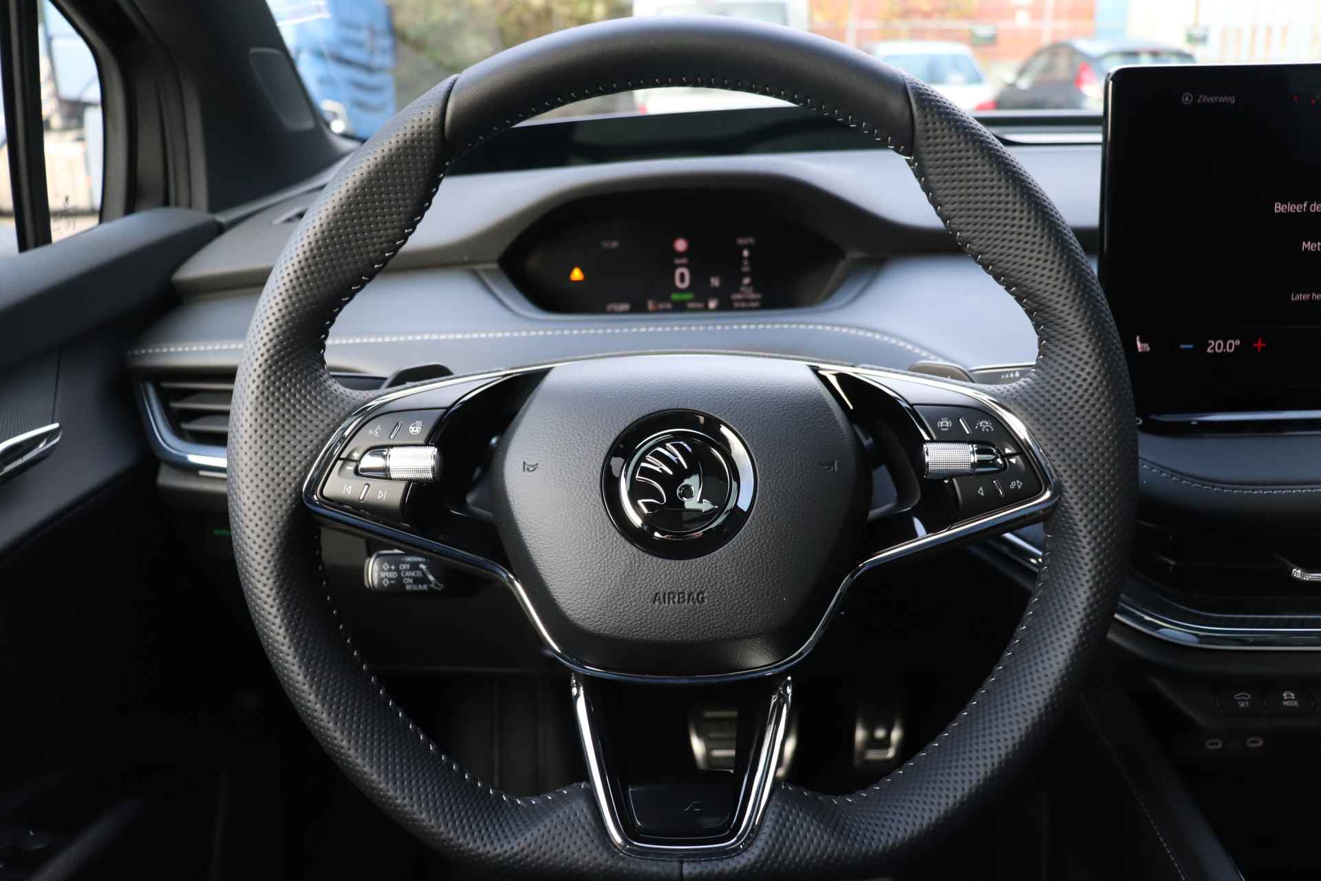 Škoda Enyaq 60 Sportline | Canton Sound | Panoramadak | Head-Up display | Stoelverwarming | Elektrische achterklep | Crystal face | 21 inch - 16/43