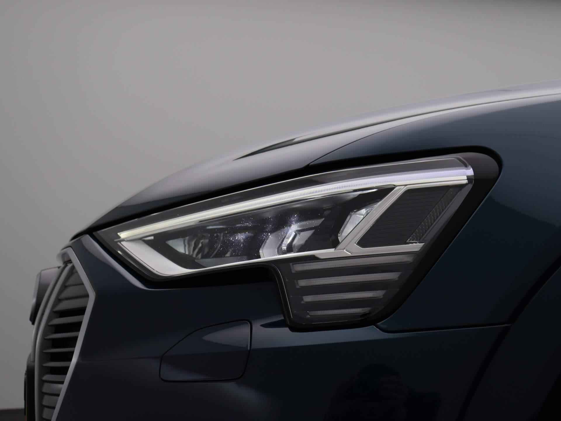 Audi e-tron e-tron 50 quattro Launch edition plus 71 kWh | STOELVERWARMING | CLIMATE CONTROL | NAVIGATIE | PANORAMADAK | LEDEREN BEKLEDING | MEMORY STOELEN | - 14/45
