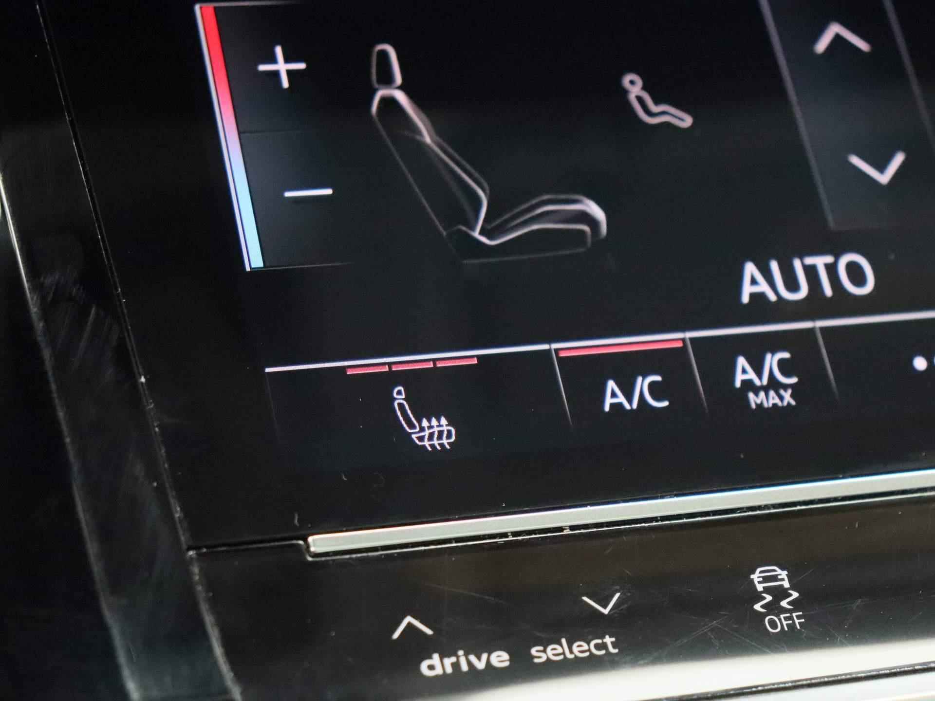 Audi e-tron e-tron 50 quattro Launch edition plus 71 kWh | STOELVERWARMING | CLIMATE CONTROL | NAVIGATIE | PANORAMADAK | LEDEREN BEKLEDING | MEMORY STOELEN | - 31/45