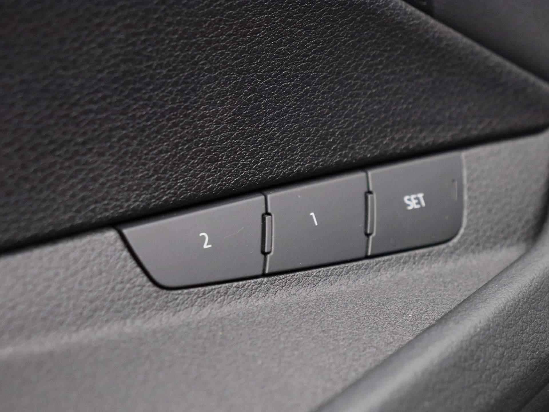 Audi e-tron e-tron 50 quattro Launch edition plus 71 kWh | STOELVERWARMING | CLIMATE CONTROL | NAVIGATIE | PANORAMADAK | LEDEREN BEKLEDING | MEMORY STOELEN | - 33/45