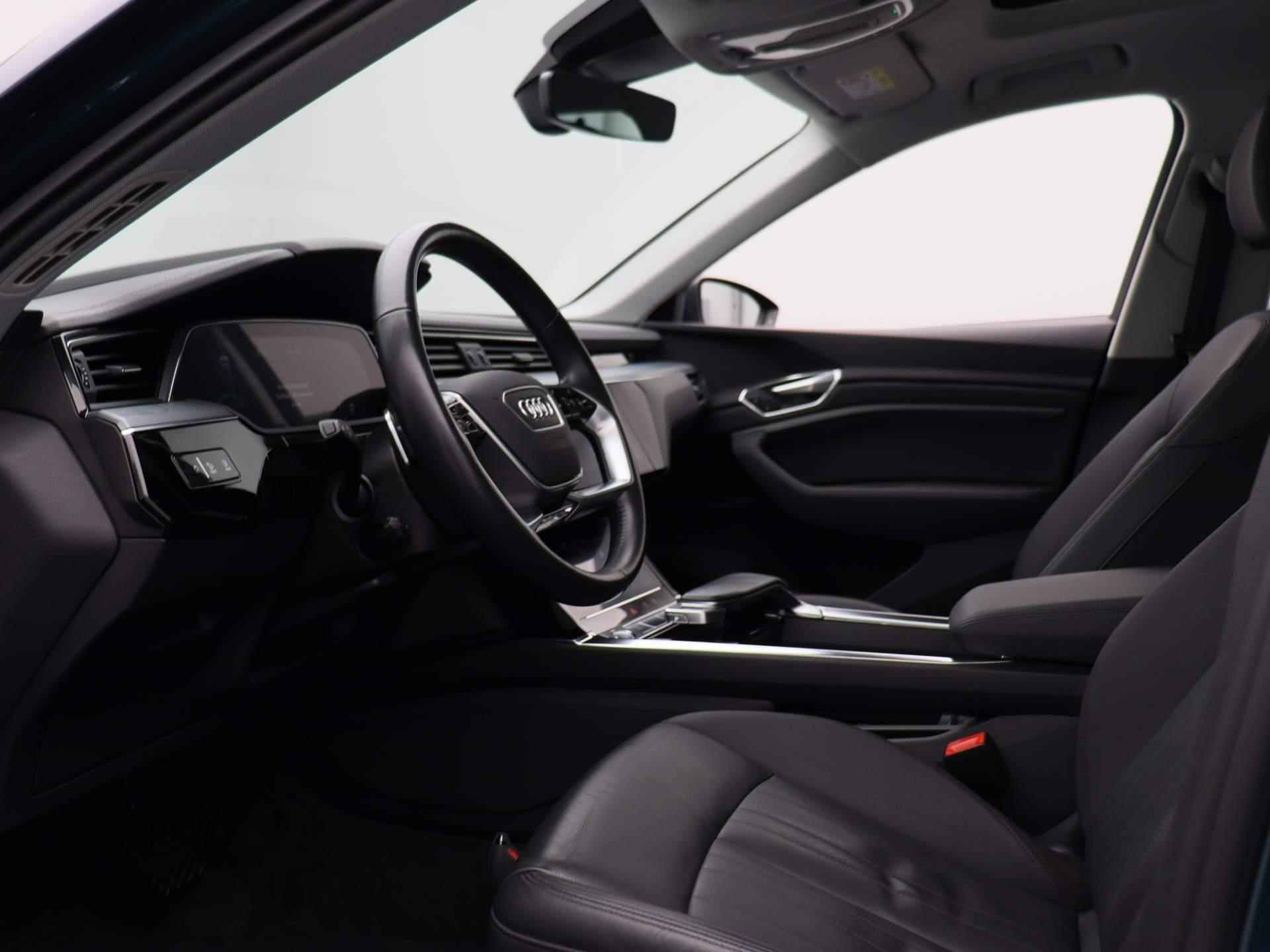 Audi e-tron e-tron 50 quattro Launch edition plus 71 kWh | STOELVERWARMING | CLIMATE CONTROL | NAVIGATIE | PANORAMADAK | LEDEREN BEKLEDING | MEMORY STOELEN | - 34/45