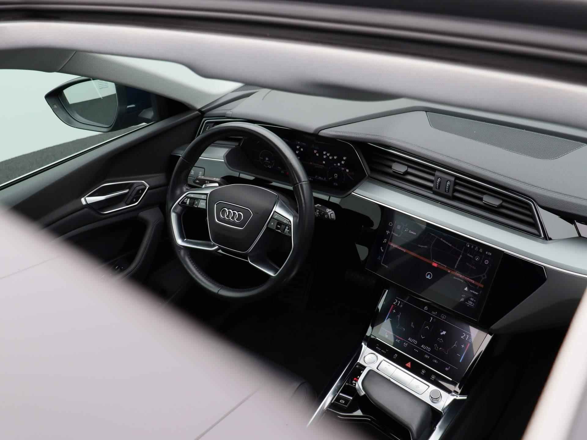 Audi e-tron e-tron 50 quattro Launch edition plus 71 kWh | STOELVERWARMING | CLIMATE CONTROL | NAVIGATIE | PANORAMADAK | LEDEREN BEKLEDING | MEMORY STOELEN | - 39/45