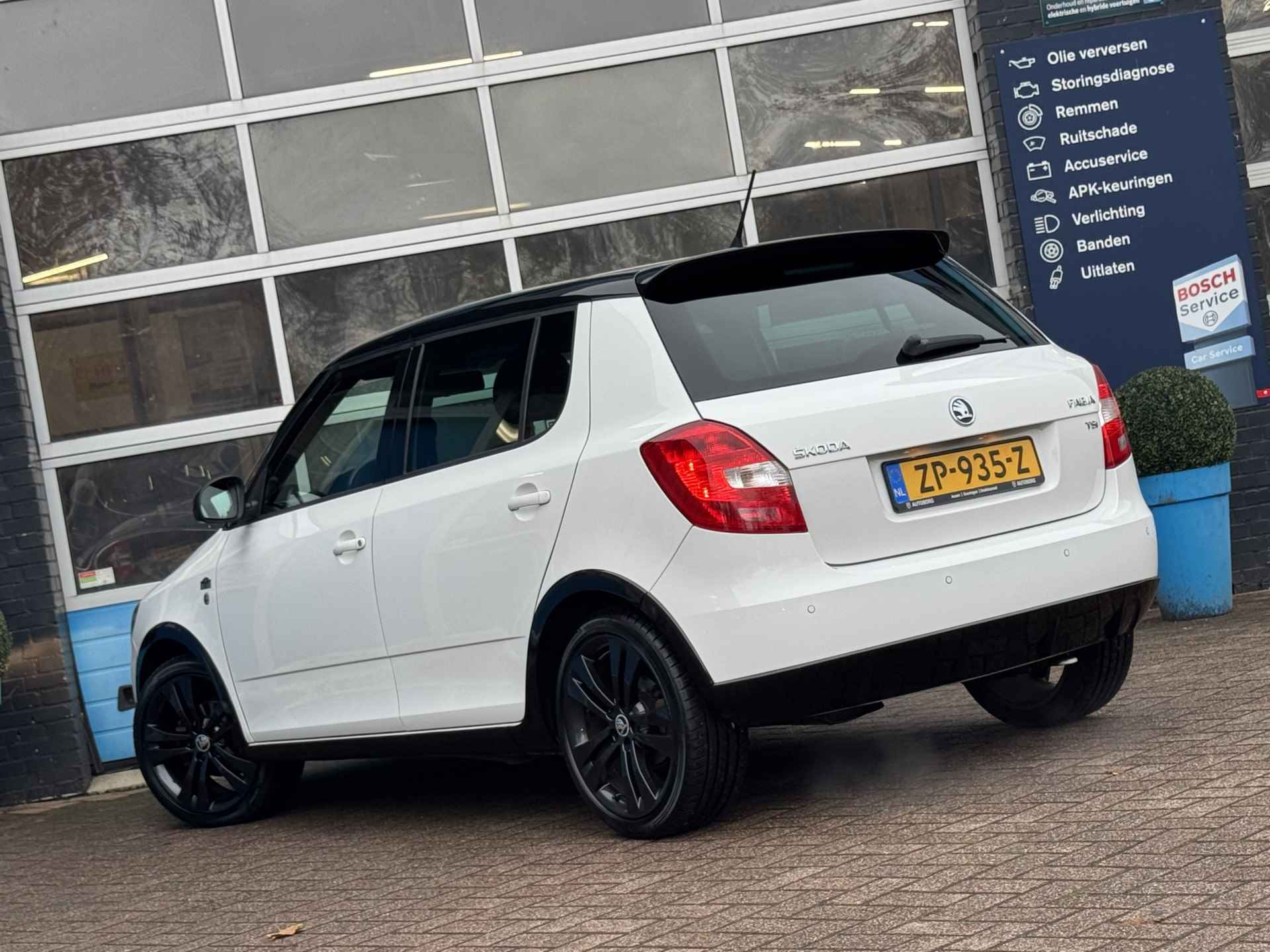 Škoda Fabia 1.2 TSI Monte Carlo | Airco | Cruise Control | Voorstoelen Verwarmd | Lichtmetalen Velgen | Rijklaar - 48/53