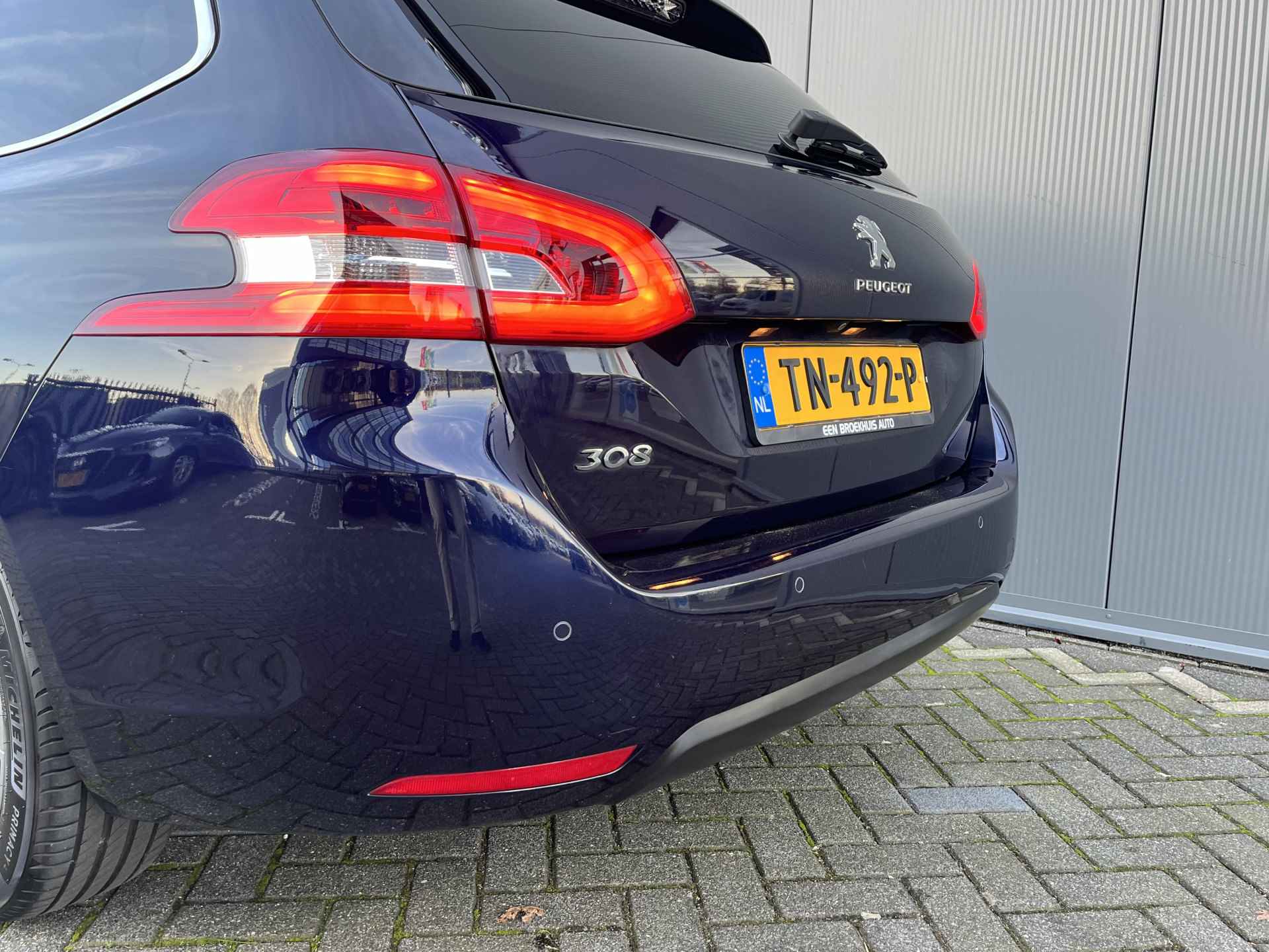 Peugeot 308 SW 1.5 HDi 130pk Premium Automaat | Led | Leder | Climate | Camera | Navigatie | Panoramadak | 16" Lichtmetaal | Premium Audio | - 5/30