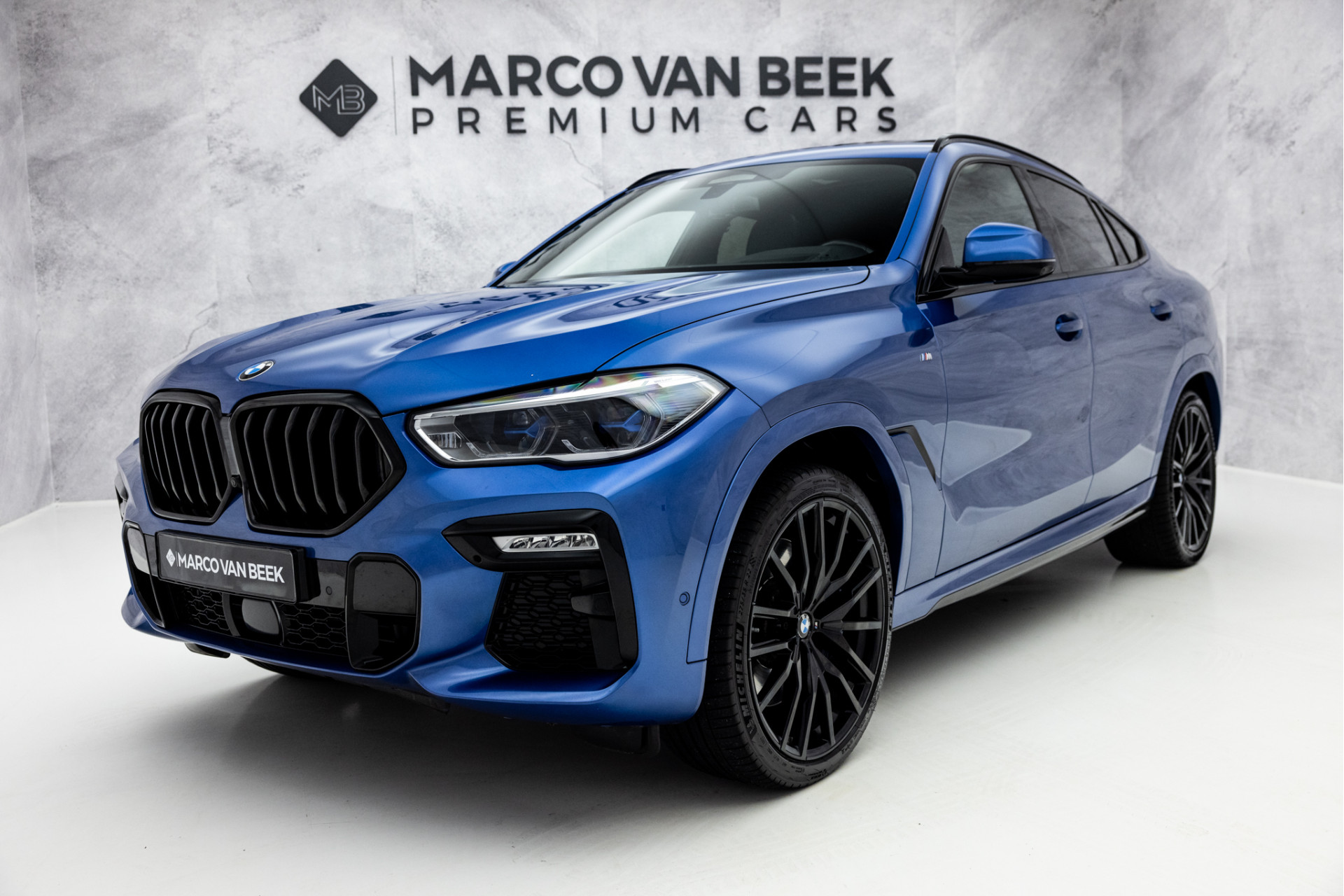 BMW X6 xDrive30d High Executive M-Sport | Pano | 4W Sturing | Head-Up | ACC