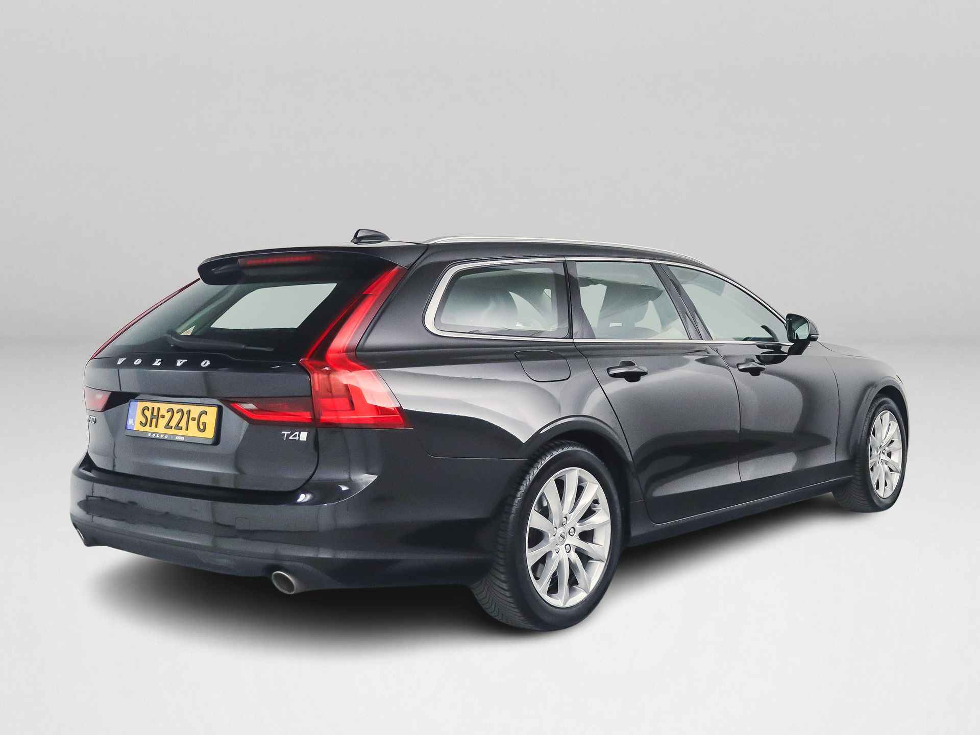 Volvo V90 T4 Aut. Momentum | Stoelverwarming | Trekhaak - 3/39