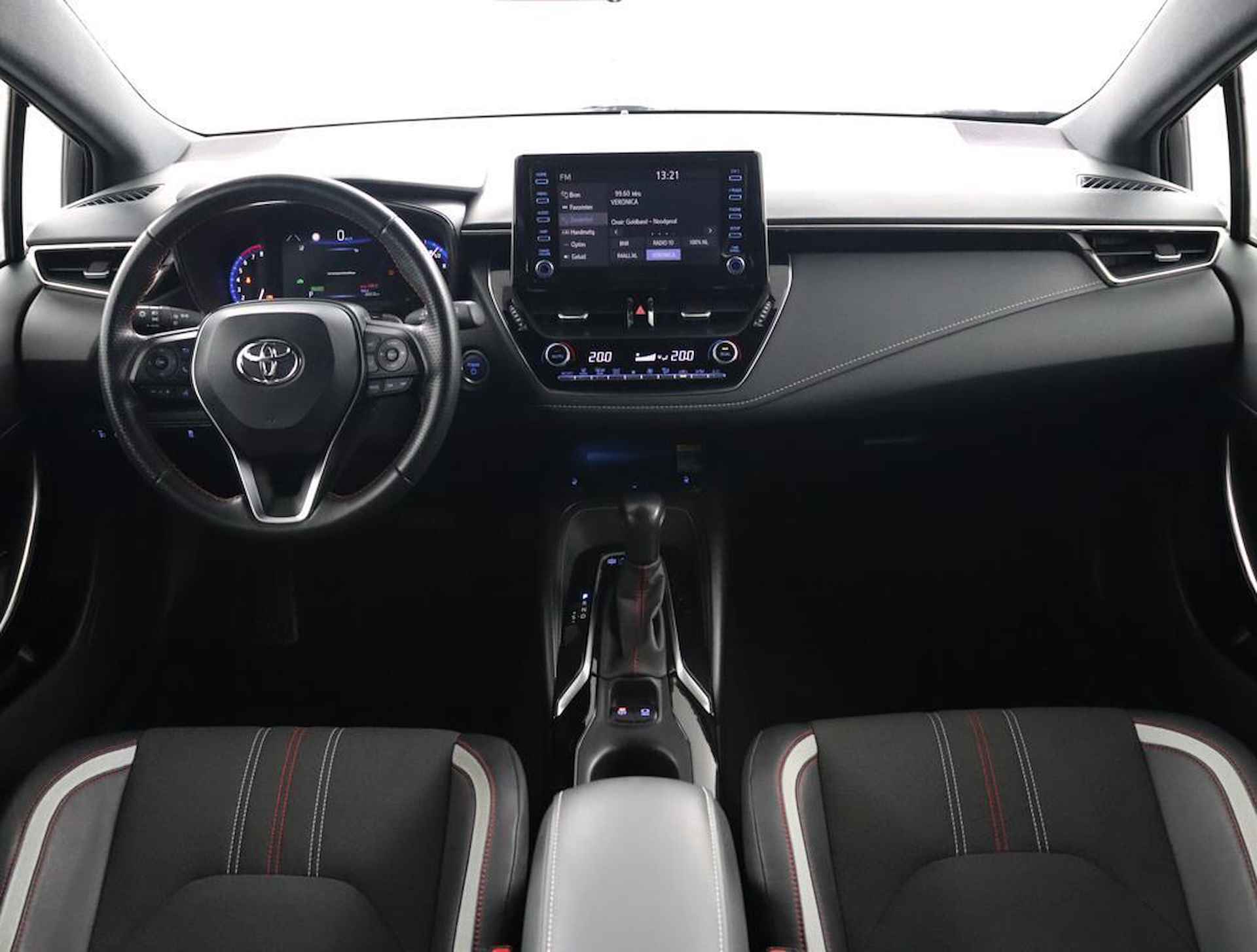 Toyota Corolla Touring Sports 2.0 Hybrid GR-Sport | Parkeer sensoren | Trekhaak | All-Season banden | Apple carplay & Android auto | - 4/56