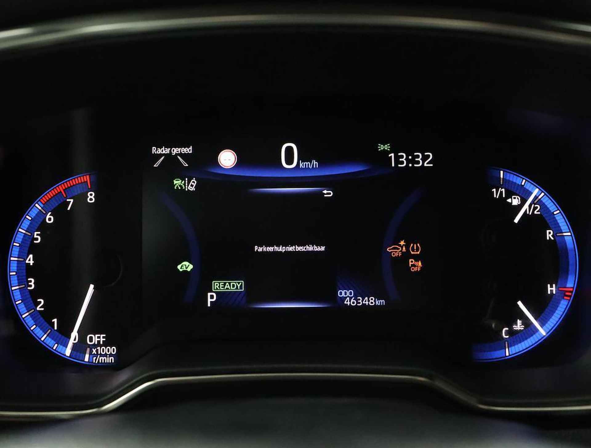Toyota Corolla Touring Sports 2.0 Hybrid GR-Sport | Parkeer sensoren | Trekhaak | All-Season banden | Apple carplay & Android auto | - 6/56