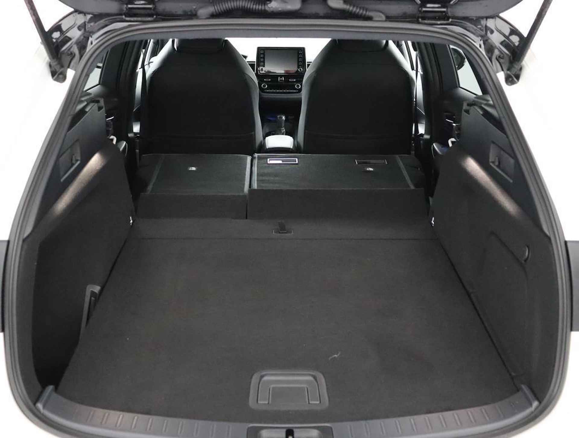 Toyota Corolla Touring Sports 2.0 Hybrid GR-Sport | Parkeer sensoren | Trekhaak | All-Season banden | Apple carplay & Android auto | - 25/56