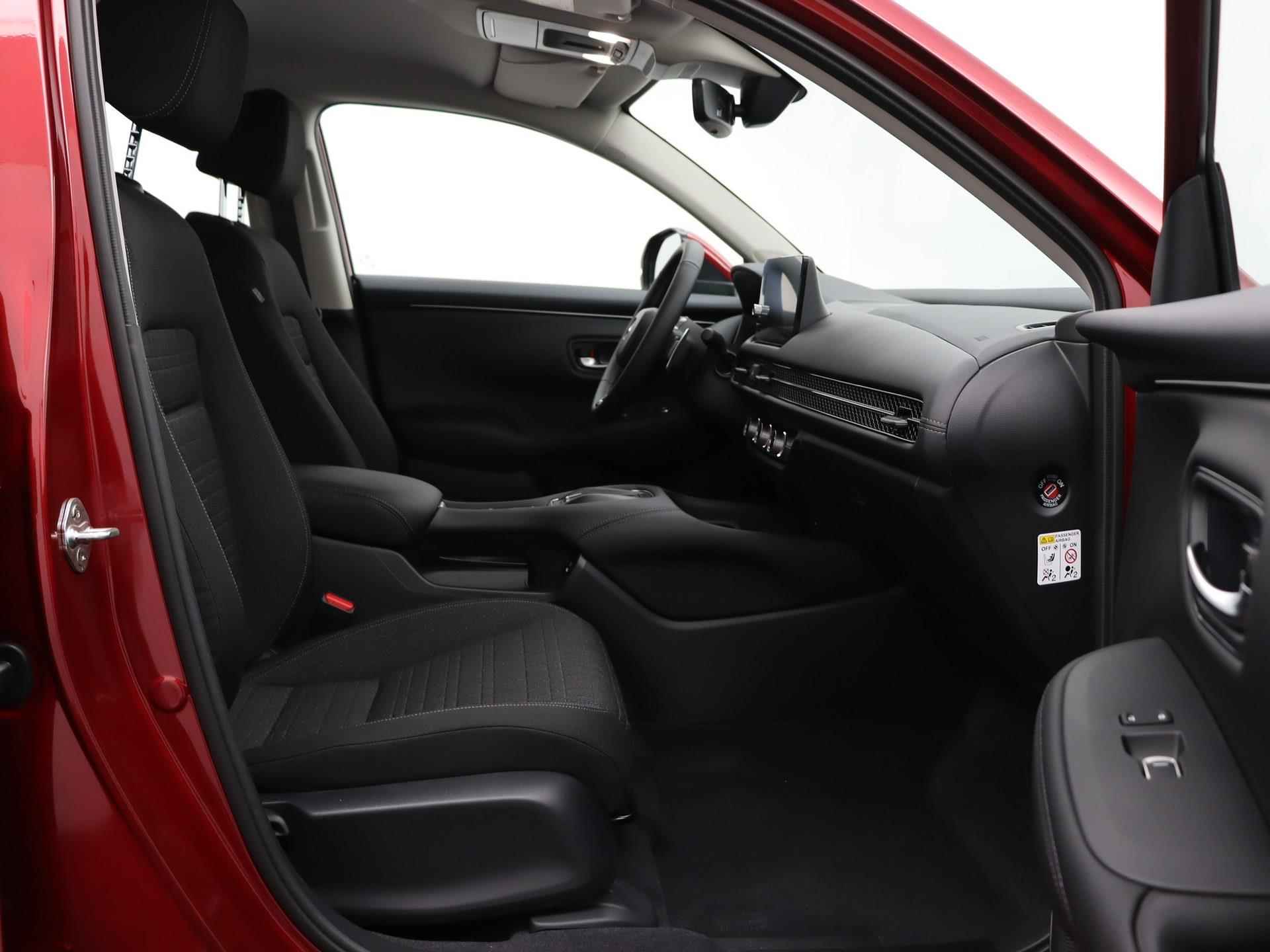 Honda ZR-V 2.0 e:HEV Elegance | Incl. € 1500,- voordeel! | Op bestelling! | Tot 10 jaar garantie!* | Navigatie | Honda Sensing | 18 Inch | Parkeersensoren | - 9/33