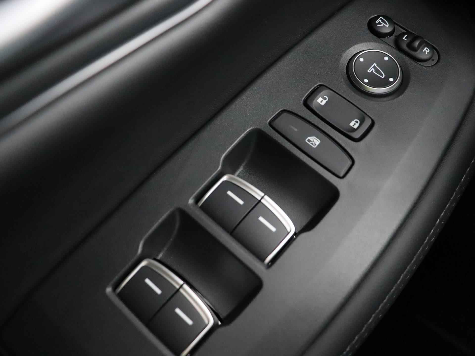 Honda ZR-V 2.0 e:HEV Elegance | Incl. € 1500,- voordeel! | Op bestelling! | Tot 10 jaar garantie!* | Navigatie | Honda Sensing | 18 Inch | Parkeersensoren | - 25/33
