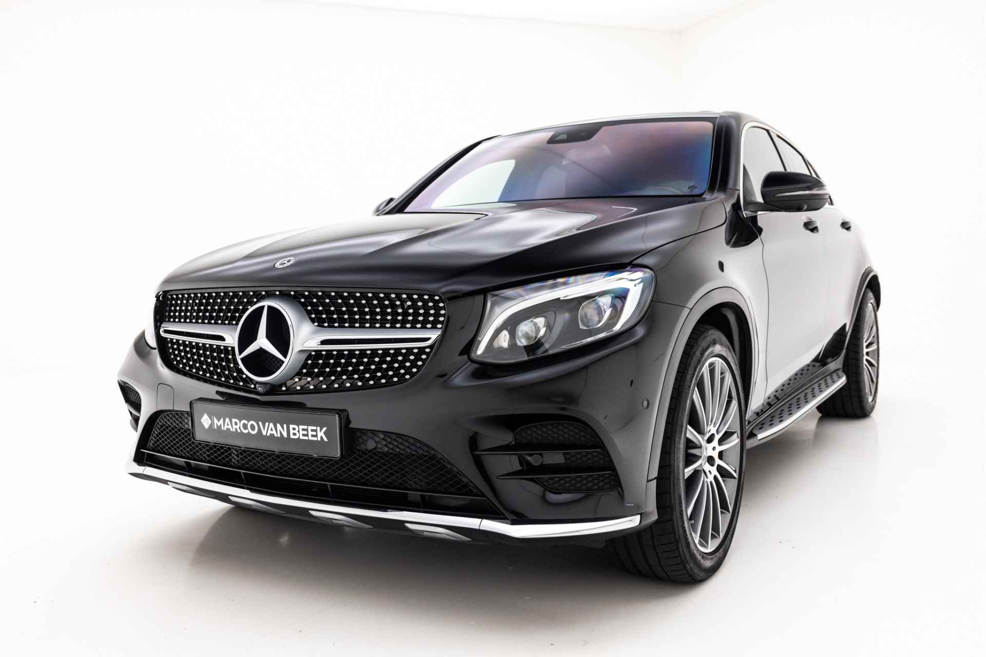 Mercedes-Benz GLC Coupé 250 4MATIC Premium | AMG | Schuifdak | 20" | 360 Camera | Keyless Go - 22/45
