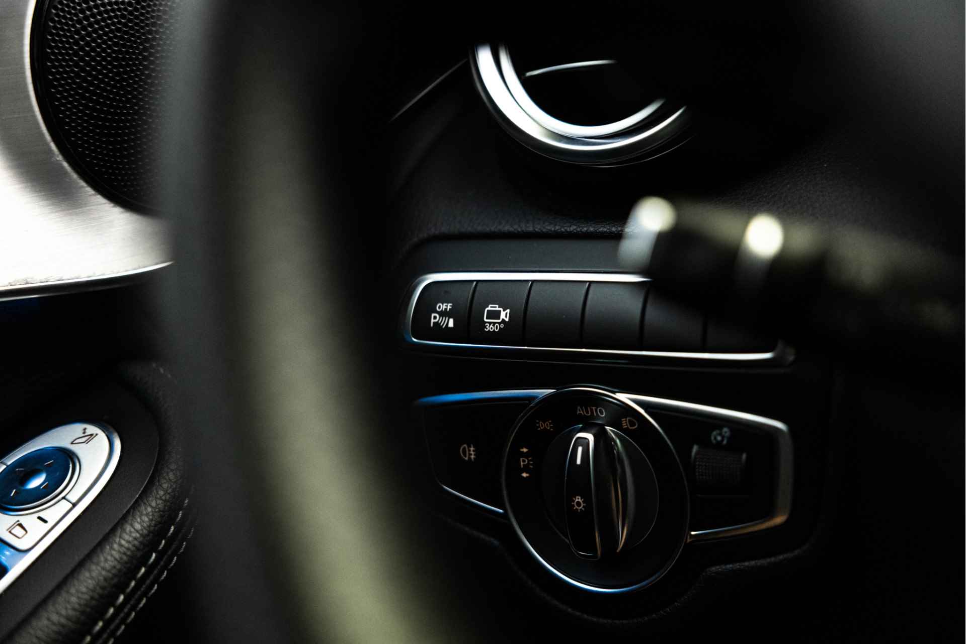 Mercedes-Benz GLC Coupé 250 4MATIC Premium | AMG | Schuifdak | 20" | 360 Camera | Keyless Go - 7/45