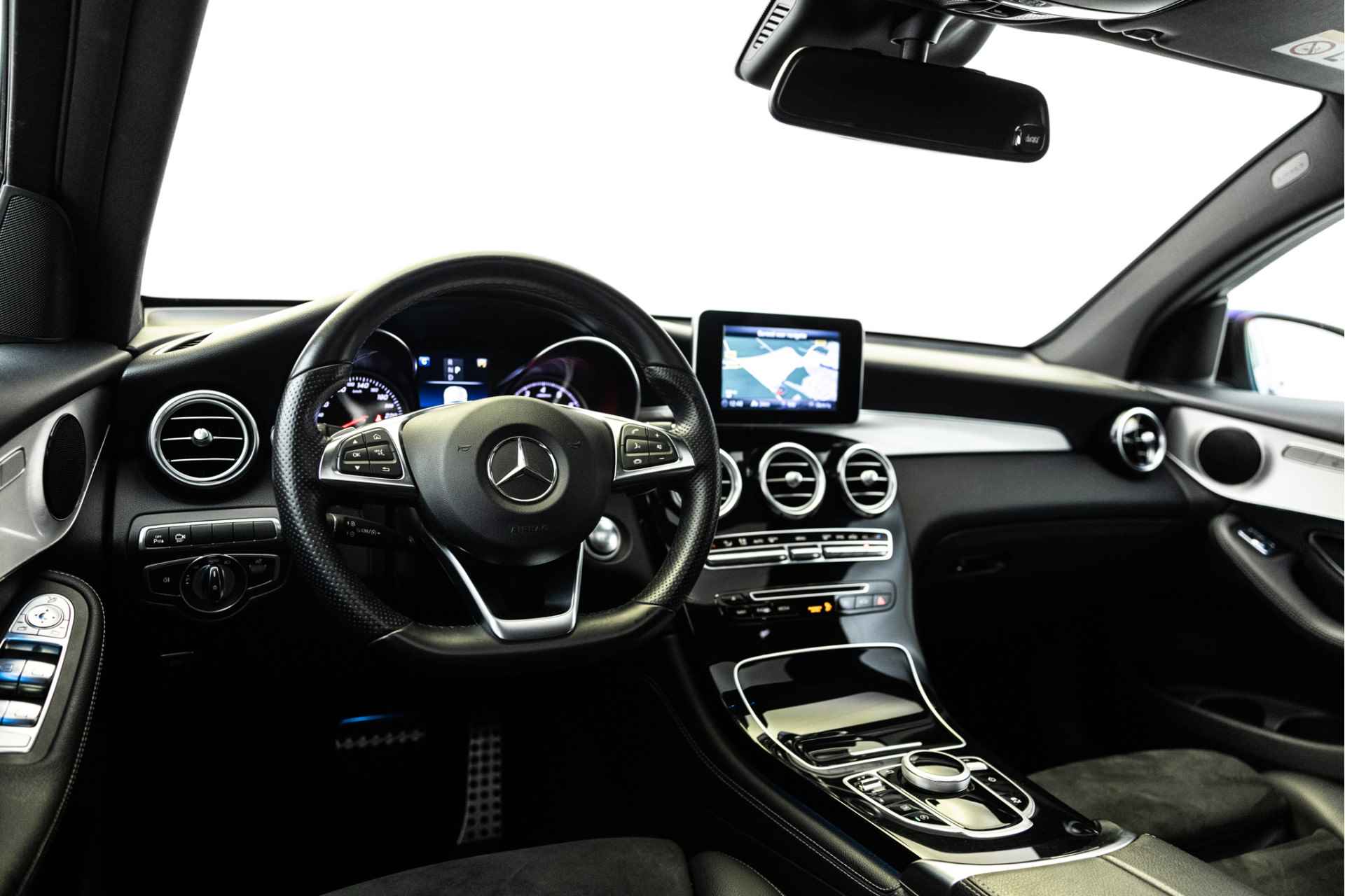 Mercedes-Benz GLC Coupé 250 4MATIC Premium | AMG | Schuifdak | 20" | 360 Camera | Keyless Go - 9/45