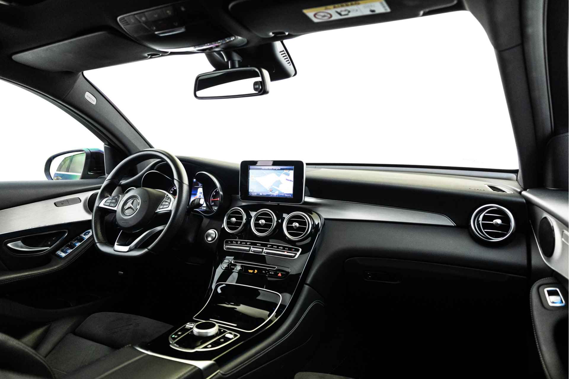 Mercedes-Benz GLC Coupé 250 4MATIC Premium | AMG | Schuifdak | 20" | 360 Camera | Keyless Go - 12/45