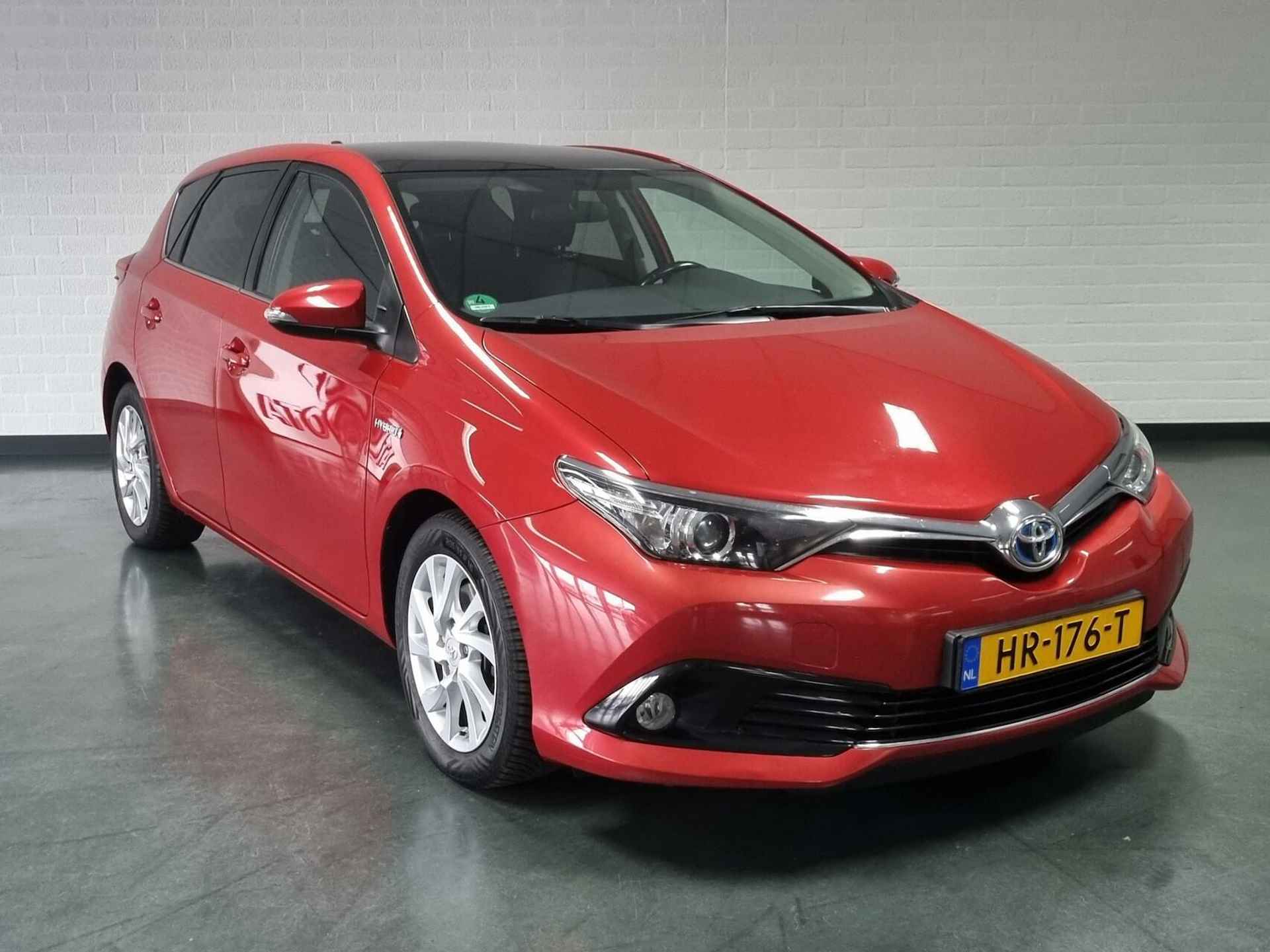 Toyota Auris 1.8 Hybrid Lease / Panoramadak / Navigatie - 3/66