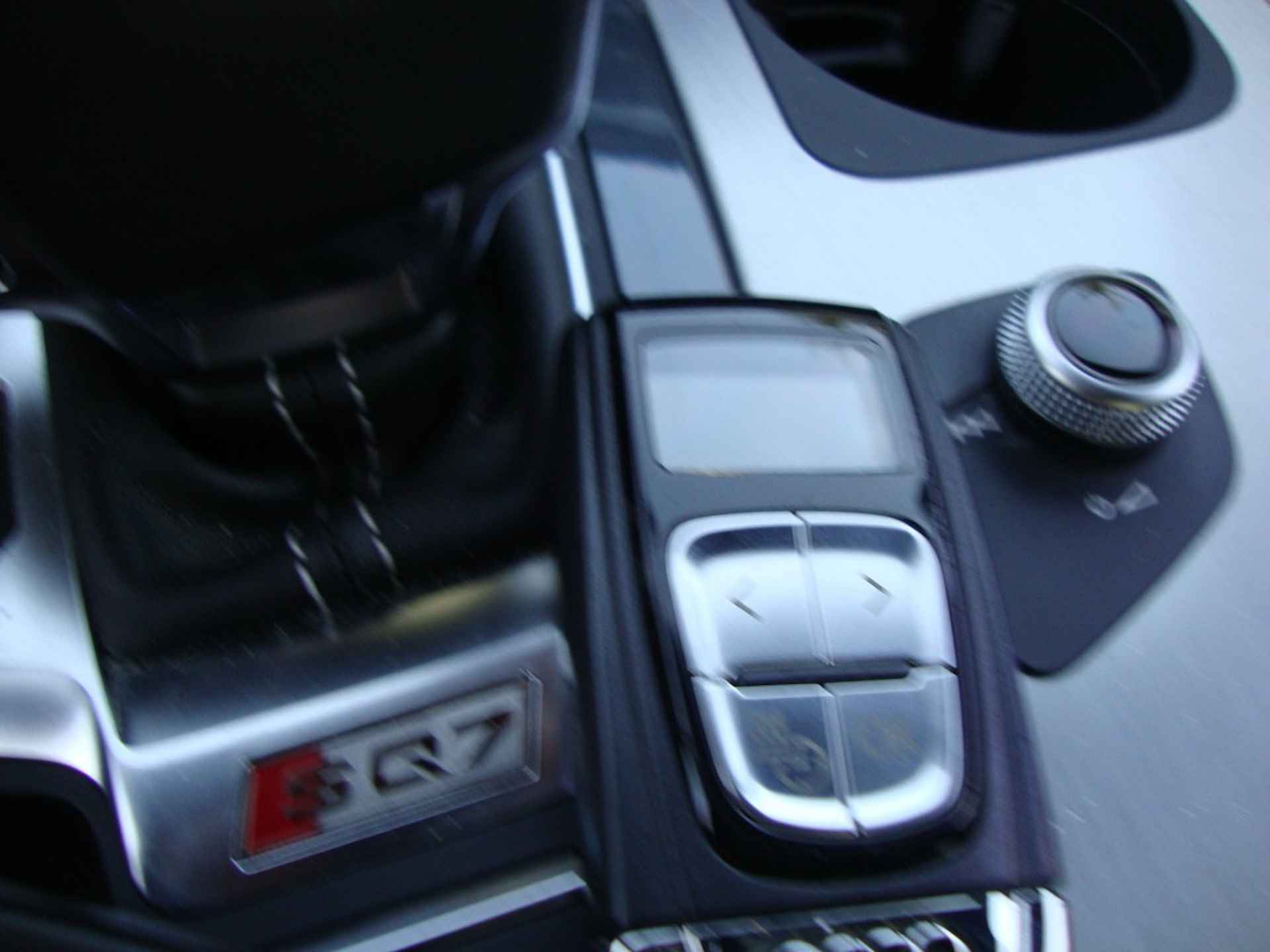 AUDI Sq7 4.0 TDI Quattro Sport Full Options Panorama  Luchtvering 7P - 15/47