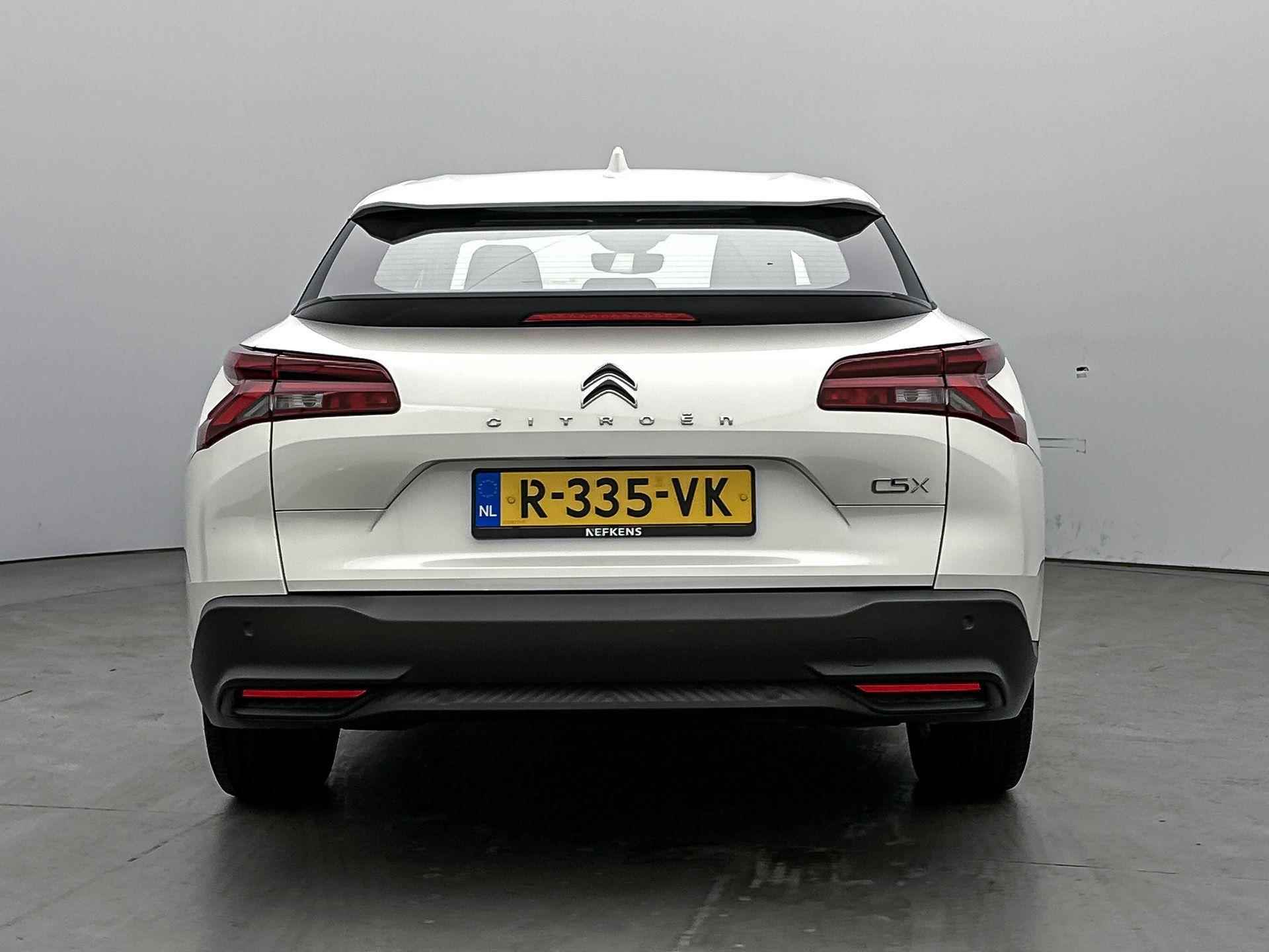 Citroen C5 X SW Plug-in Hybrid Business 225 pk Automaat | Navigatie | Parkeersensoren Voor en Achter | Verwarmde Comfortstoelen | LED Koplampen | Keyless Start | Adaptief Demping Systeem | Adaptieve Cruise Control | 19" Lichtmetalen Velgen | Apple Carplay/Android Auto | - 7/35