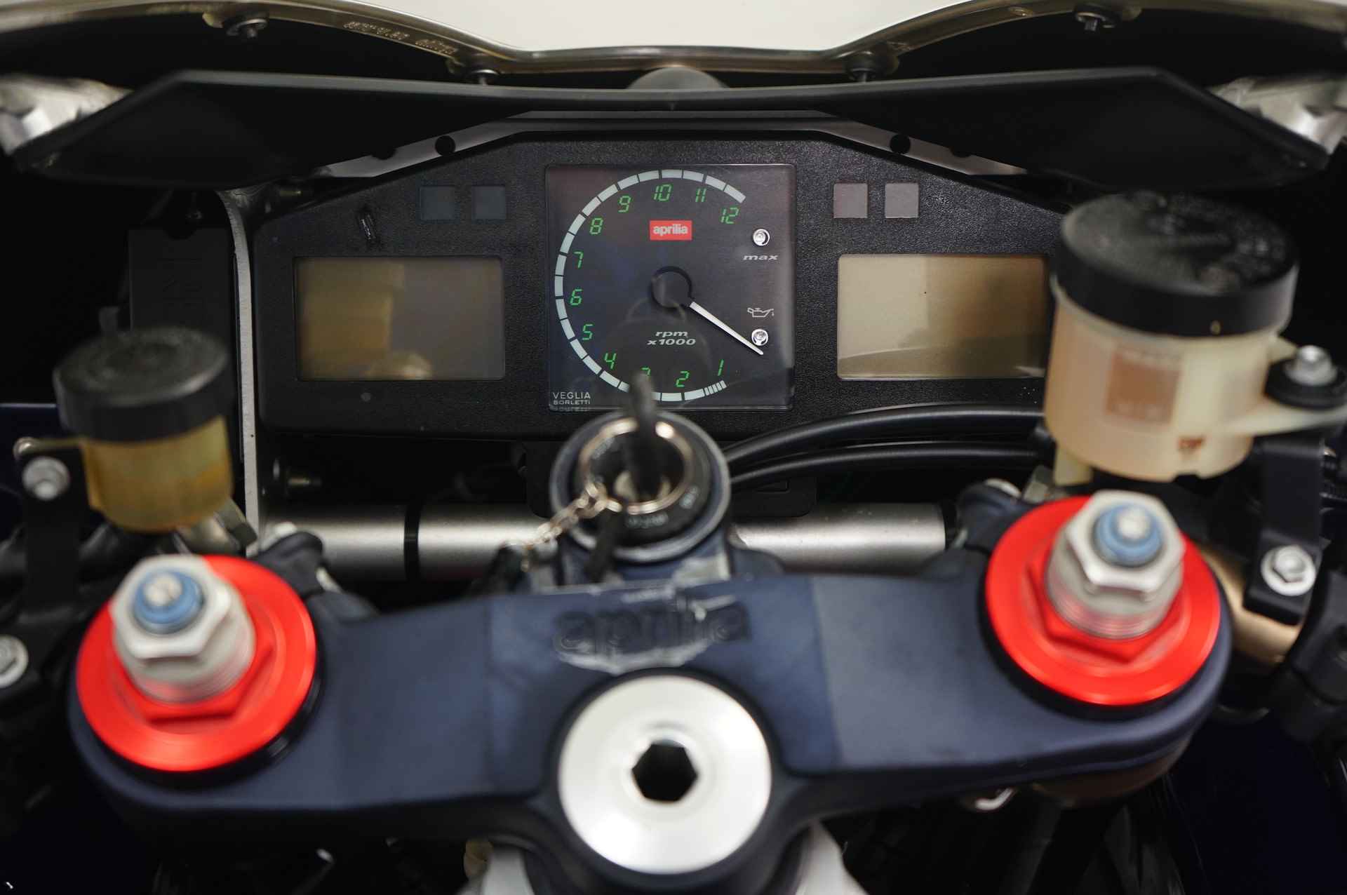 Aprilia RSV MILLE - 24/24