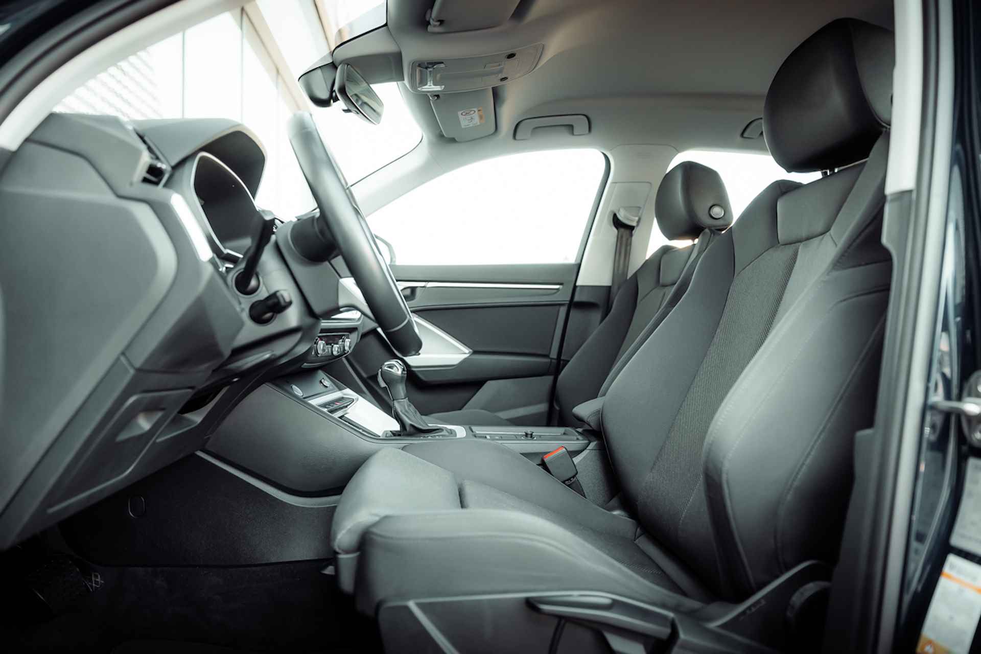 Audi Q3 35 TFSI 150pk s-tronic Advanced | Trekhaak | Apple Carplay | Sportstoelen | Stoelverwarming | Comfortsleutel - 16/29