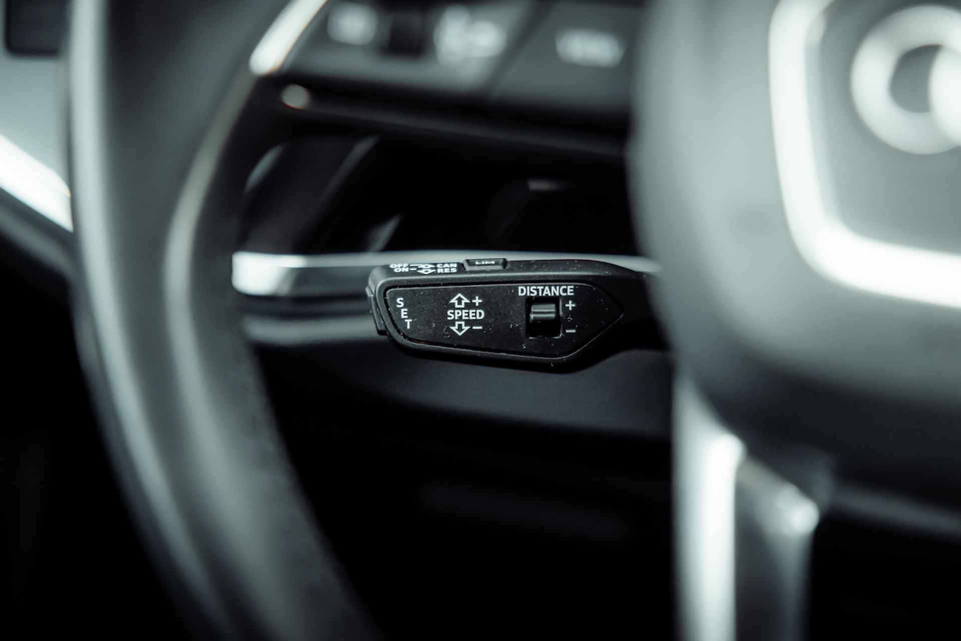 Audi Q3 35 TFSI 150pk s-tronic Advanced | Trekhaak | Apple Carplay | Sportstoelen | Stoelverwarming | Comfortsleutel - 25/29