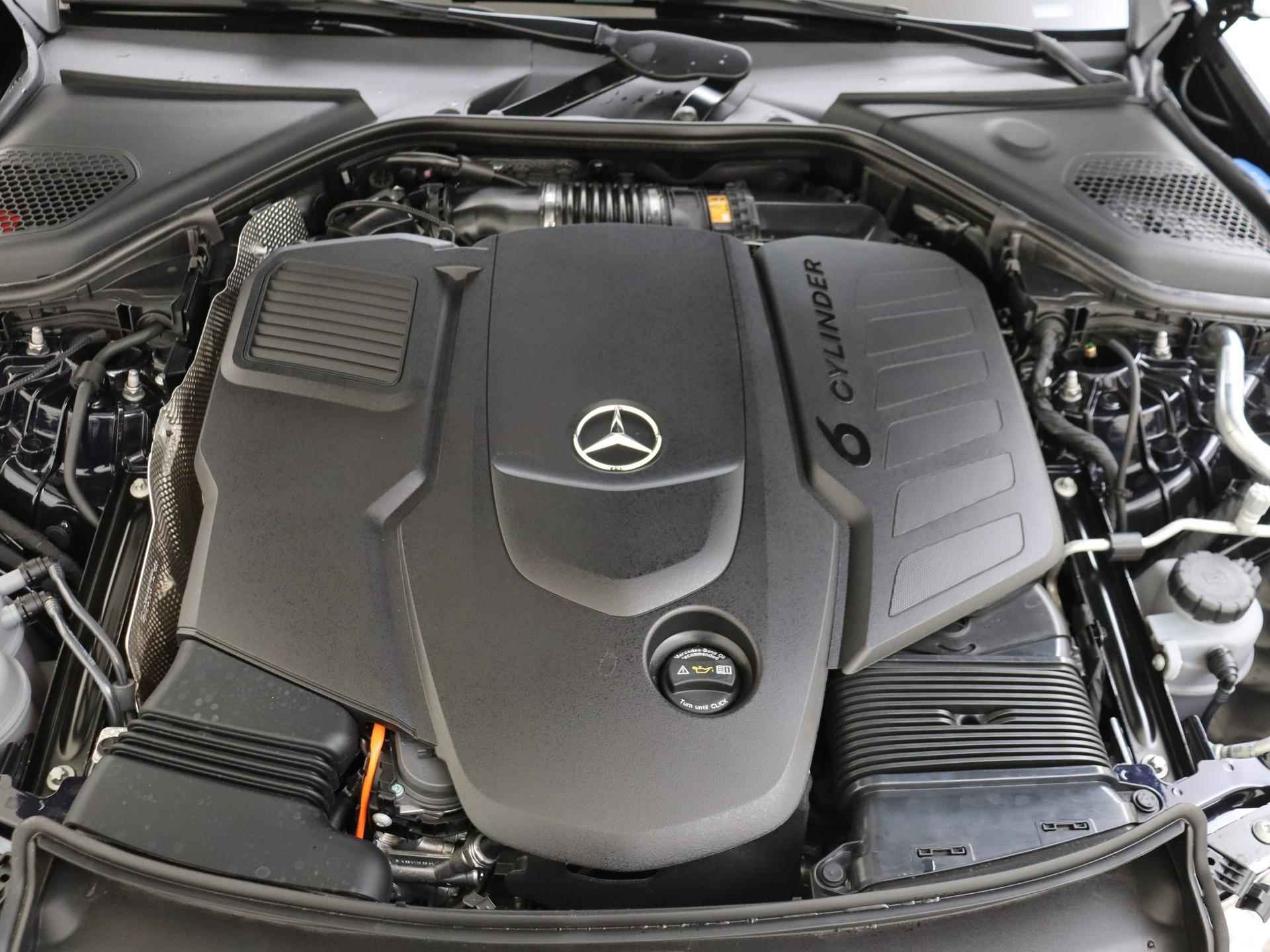 Mercedes-Benz E-klasse 450 d 4MATIC AMG Line / Premium Plus/ AIRMATIC/ Achterasbesturing/ Burmester 4D/ Zéér compleet! - 3/33