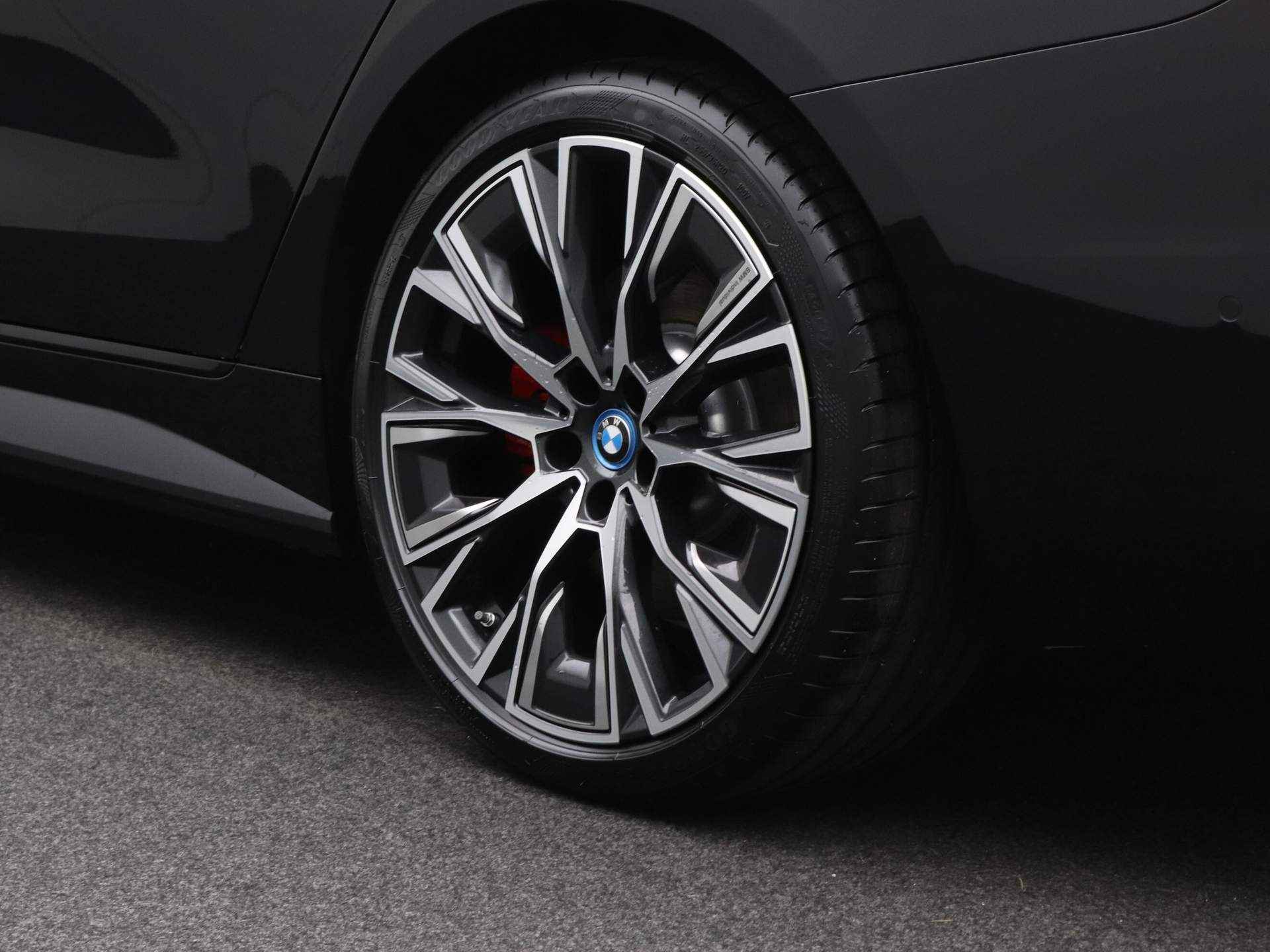 BMW i4 Gran Coupé M50 | Driving Assistant Professional | Harman Kardon | M Sportpakket Pro | - 4/30