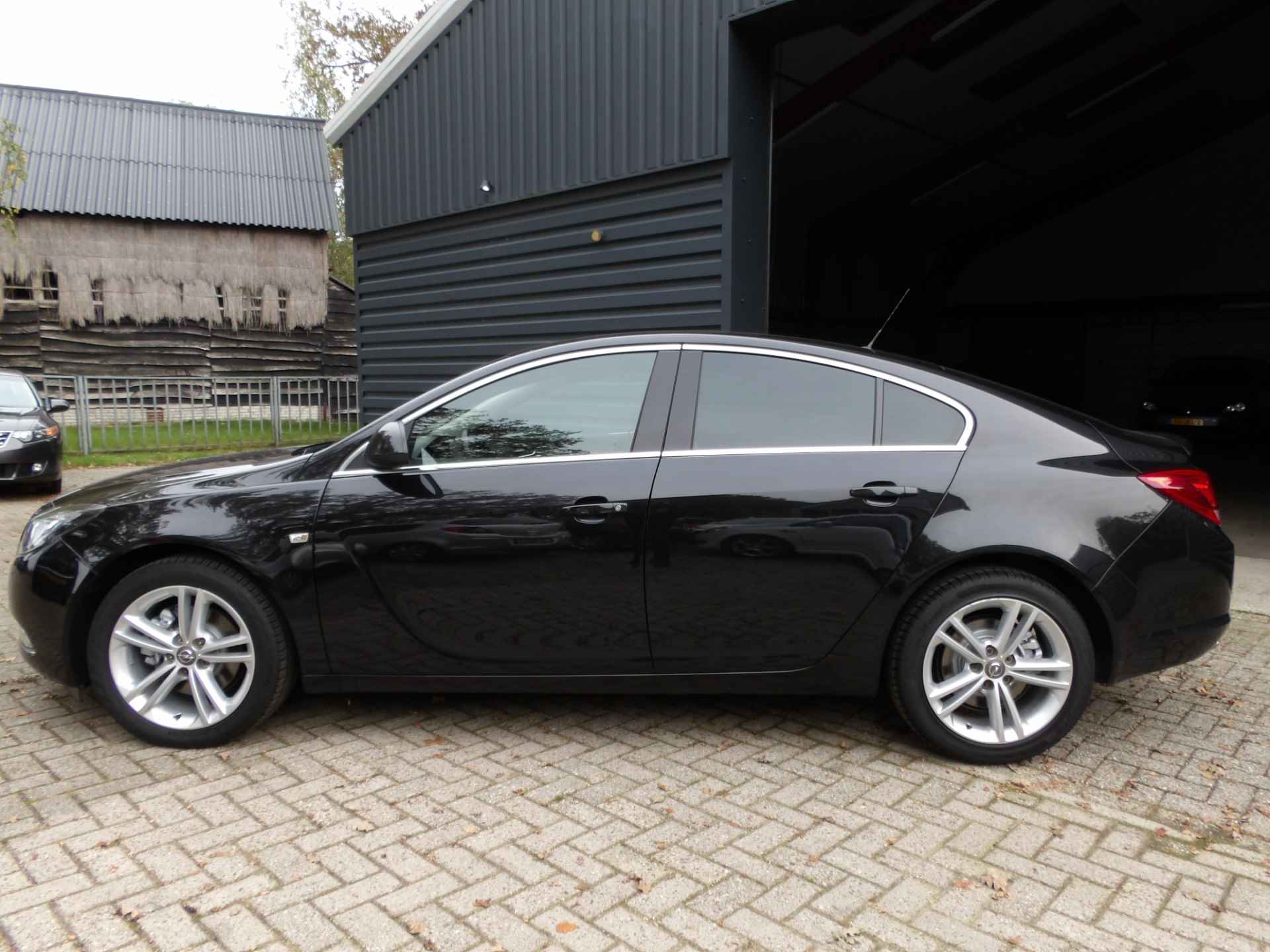 Opel Insignia 1.6 T Cosmo Clima Trekhaak Xenon Airco PDC Cruise Control - 3/30