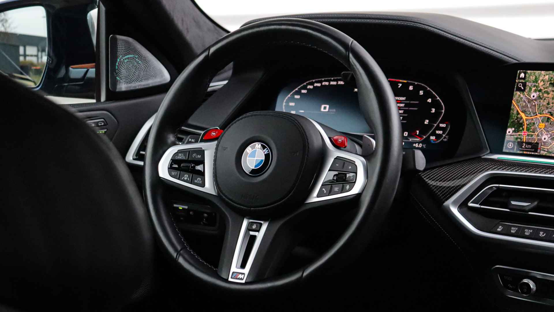 BMW X6 M Competition | Sky Lounge | Bowers & Wilkins | Massage | Soft-Close | Entertainment achterin - 50/55