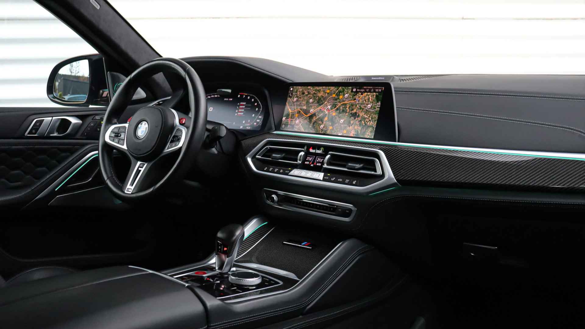 BMW X6 M Competition | Sky Lounge | Bowers & Wilkins | Massage | Soft-Close | Entertainment achterin - 52/55