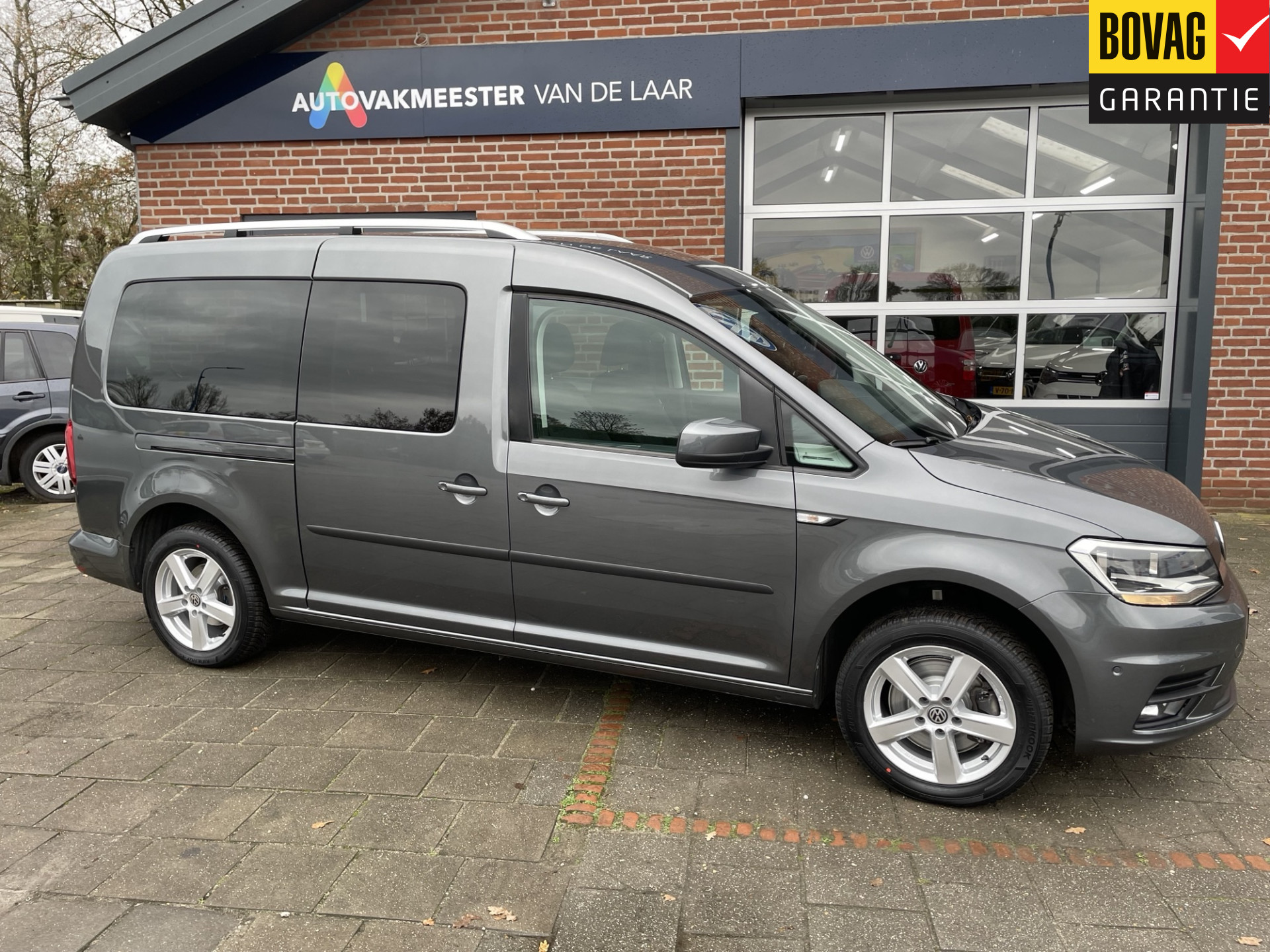 Volkswagen Caddy Maxi 1.4 TSI Trendline 92kw Life AUTOMAAT  7 pers. ( Navigatie, Adaptive Cruise Control, Trekhaak) RIJKLAARPRIJS!