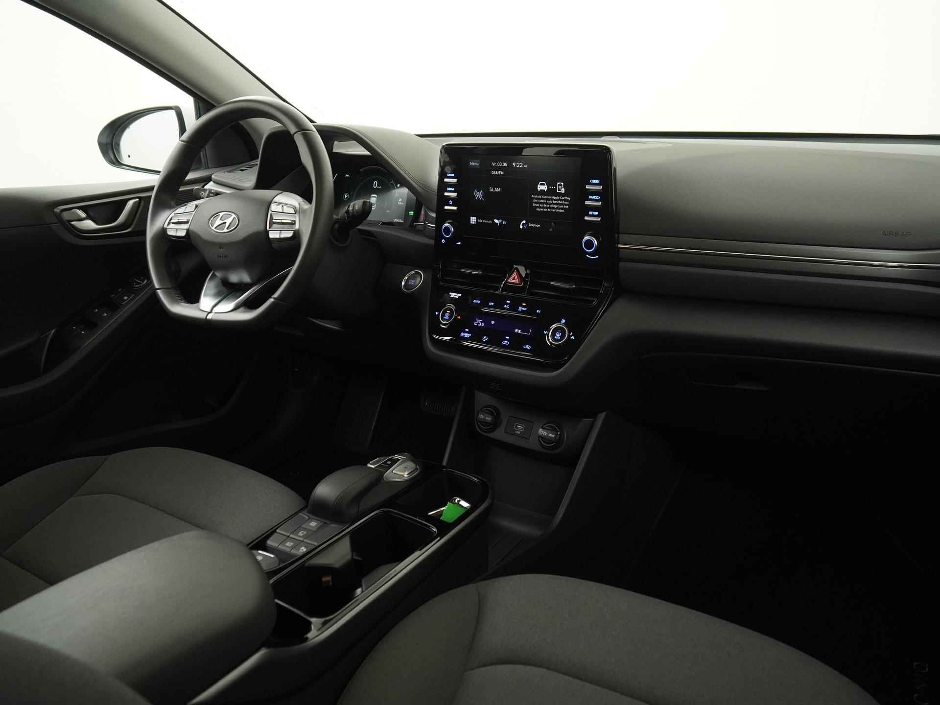 Hyundai IONIQ i-Motion EV 38 kWh | 15945 na subsidie | Camera | Zondag Open! - 3/37