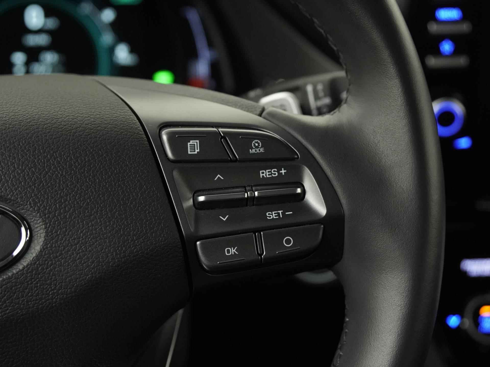 Hyundai IONIQ i-Motion EV 38 kWh | 15945 na subsidie | Camera | Zondag Open! - 10/37