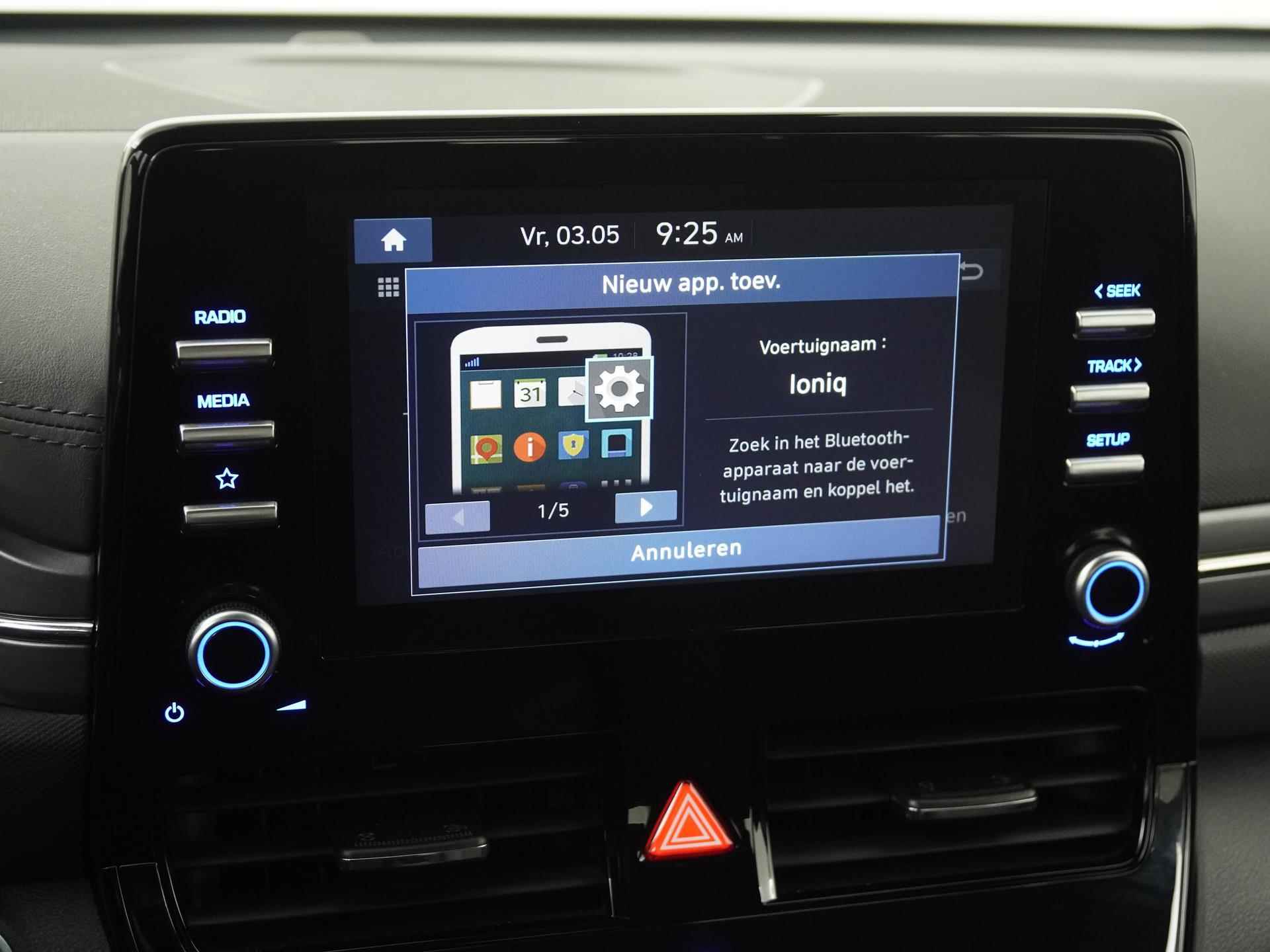 Hyundai IONIQ i-Motion EV 38 kWh | 15945 na subsidie | Camera | Zondag Open! - 17/37
