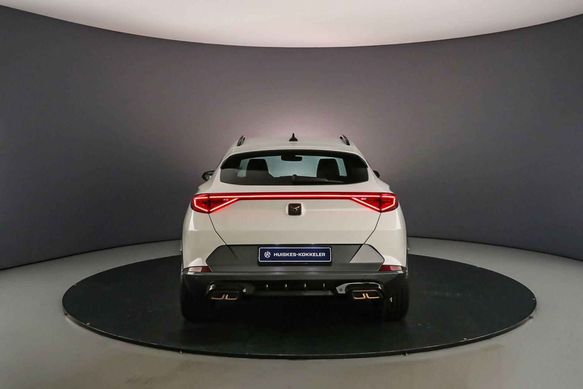 CUPRA Formentor Essential 1.4 TSI e-Hybrid 204pk DSG Automaat Adaptive cruise control, Stuurwiel verwarmd, Navigatie, LED verlichting, Airco, App connect, Parkeersensor achter - 4/45