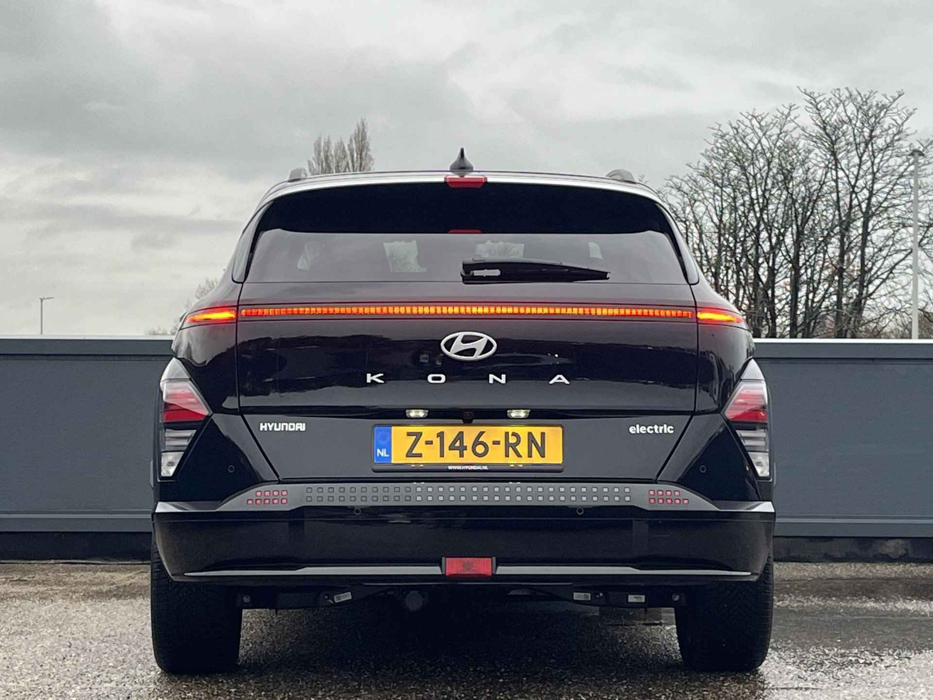 Hyundai Kona Electric Comfort Smart 65.4 kWh | Trekhaak | 19'' 2-tone lichtmetalen velgen | Allseason banden | SEPP Subsidie mogelijk | - 6/48