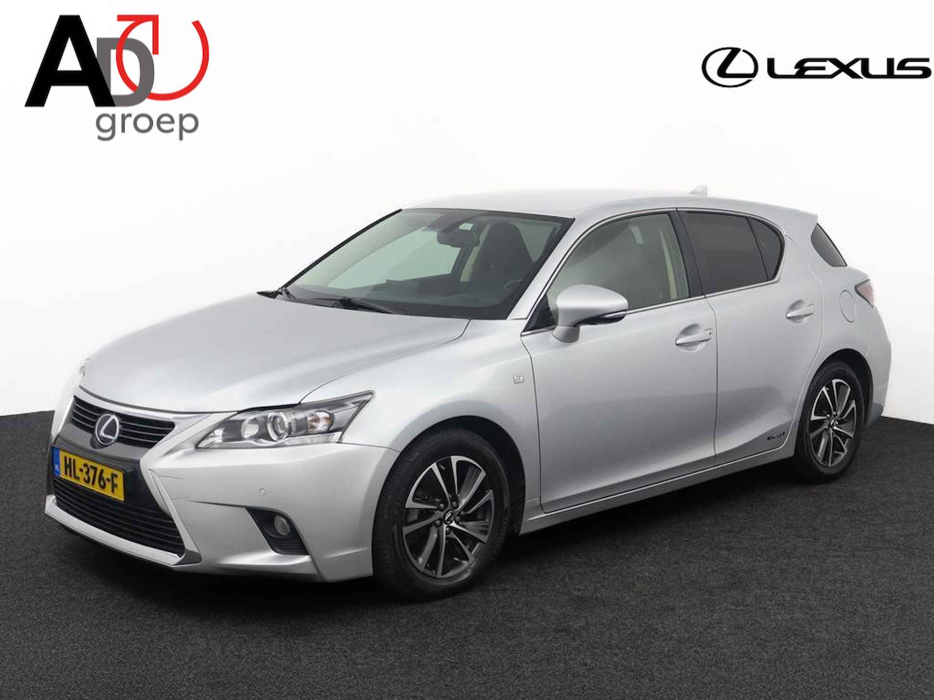 Lexus CT 200h 25th Edition | 16 Inch Lichtmetalen velgen | Parkeersensoren | Stoelverwarming | Dealeronderhouden - 1/47