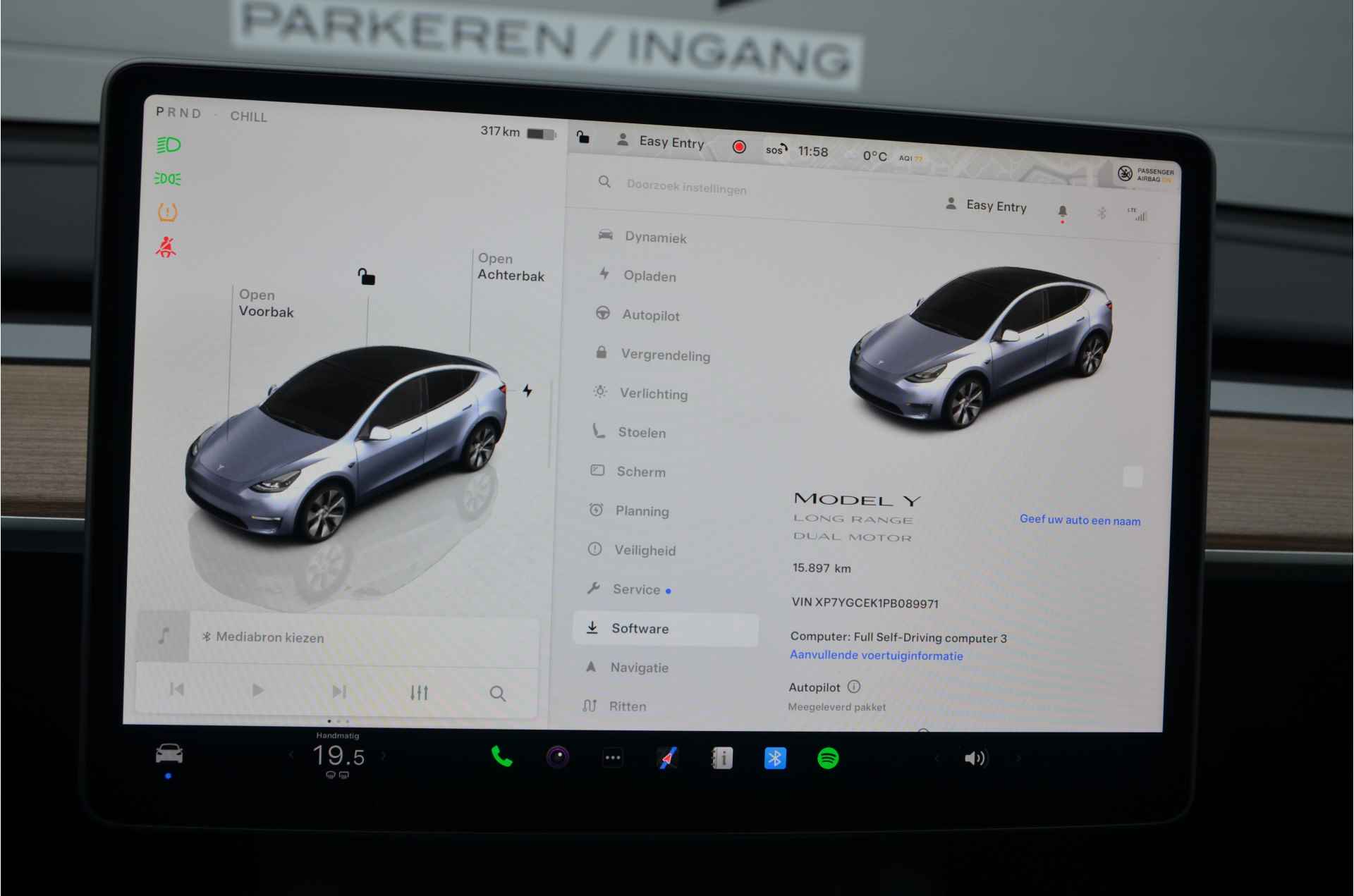 Tesla Model Y Long Range AWD 75 kWh AutoPilot - 22/35