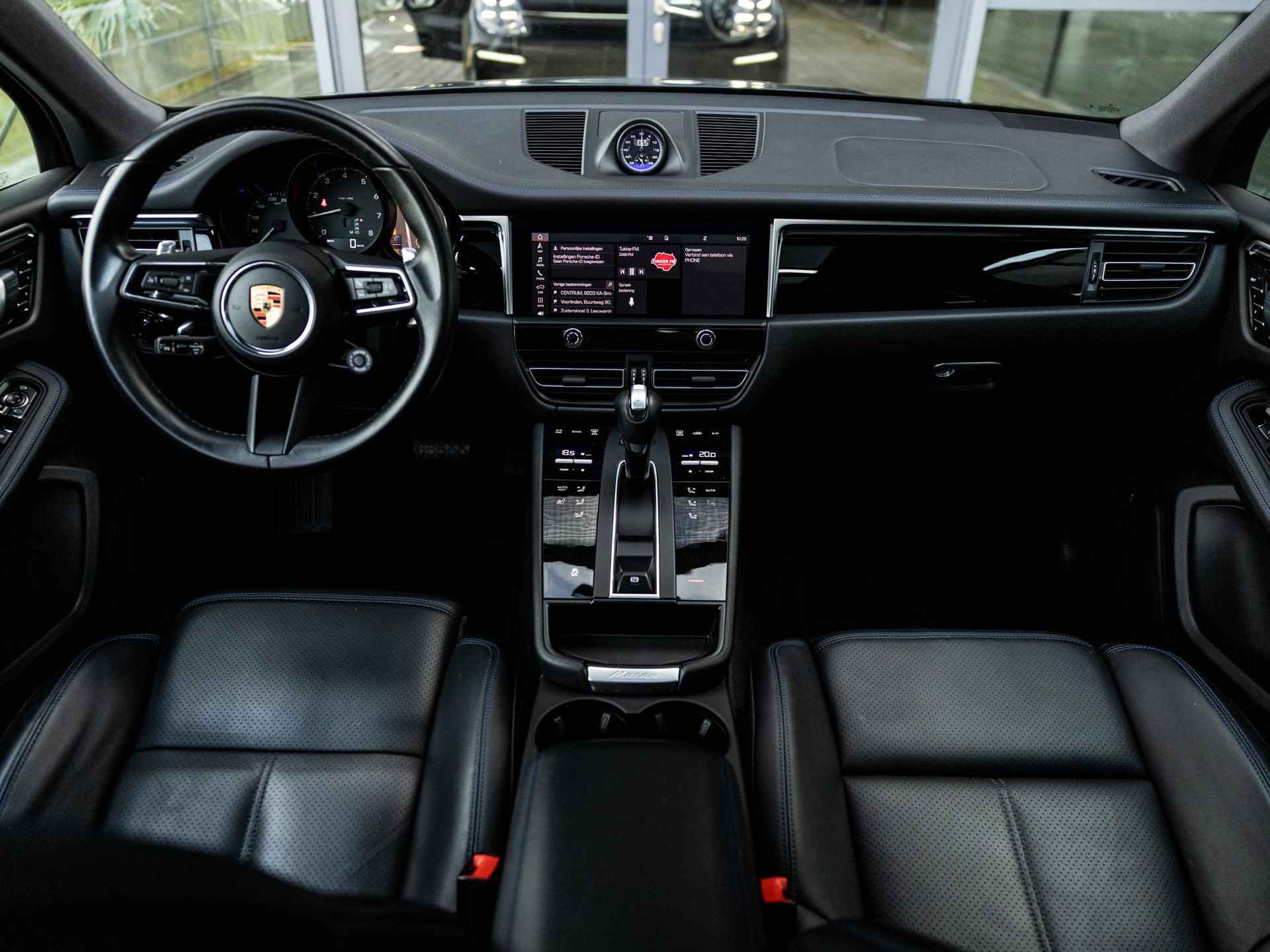 Porsche Macan 2.0 | SPORTDESIGN | SPORTCHRONO | PANORAMA/SCHUIF-KANTELDAK | SPORTEINDPIJPEN ZWART | 21 INCH EXCLUSIVE DESIGN | PDLS + | KEYLESS | 14-WEG STOELEN | ADAPTIVE CRUISE CONTROL | NL AUTO | TREKHAAK | - 16/57