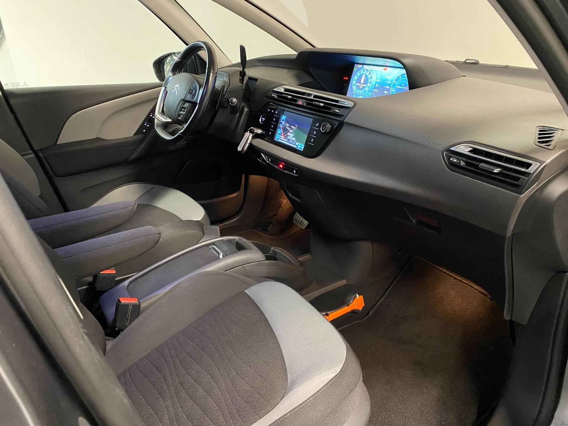 Citroen Grand C4 Picasso 1.6 e-THP Intensive | NAVI | CAMERA | NL-AUTO | BLUETOOTH | TREKHAAK | - 33/36