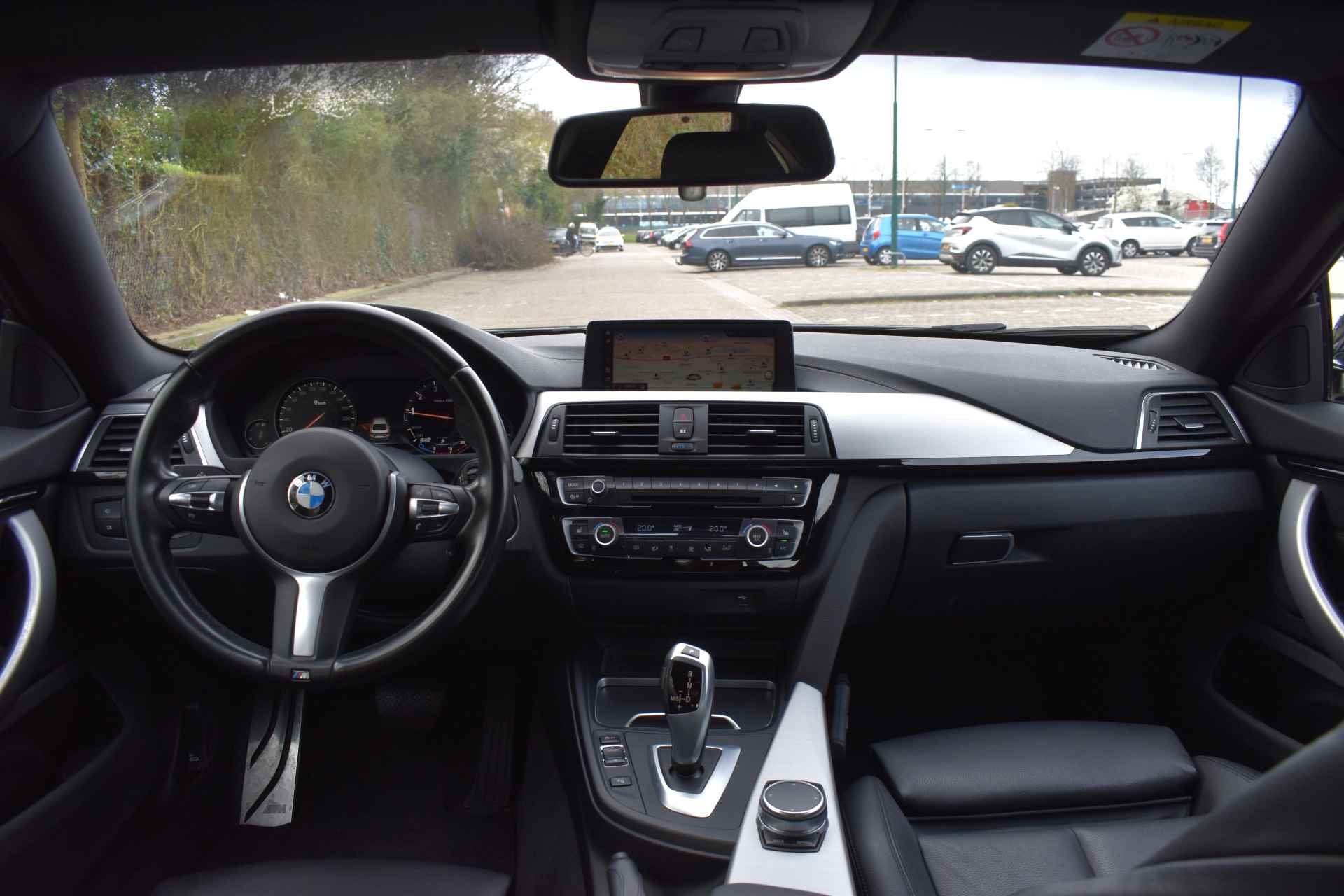 BMW 4 Serie Gran Coupé 418i High Executive Edition M-Sport | NL-Auto | Carplay | Camera | Leder | DAB | Stoelverw | Full LED | Elekt.koffer | NAP - 15/68