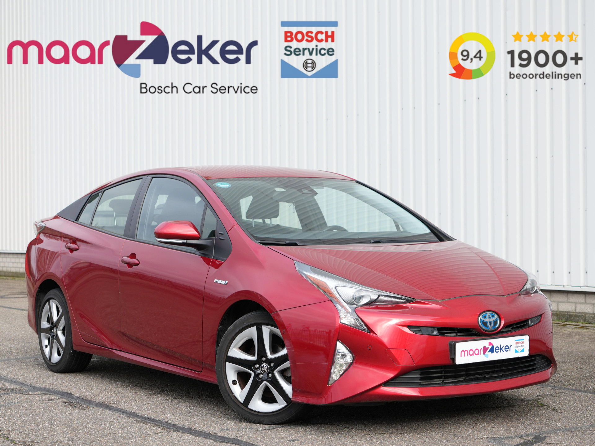 Toyota Prius 1.8 Executive Navi | Keyless | Stoelverw. | Dodehoek | Lederen bekleding | Clima | Cruise | Wireless Charge |