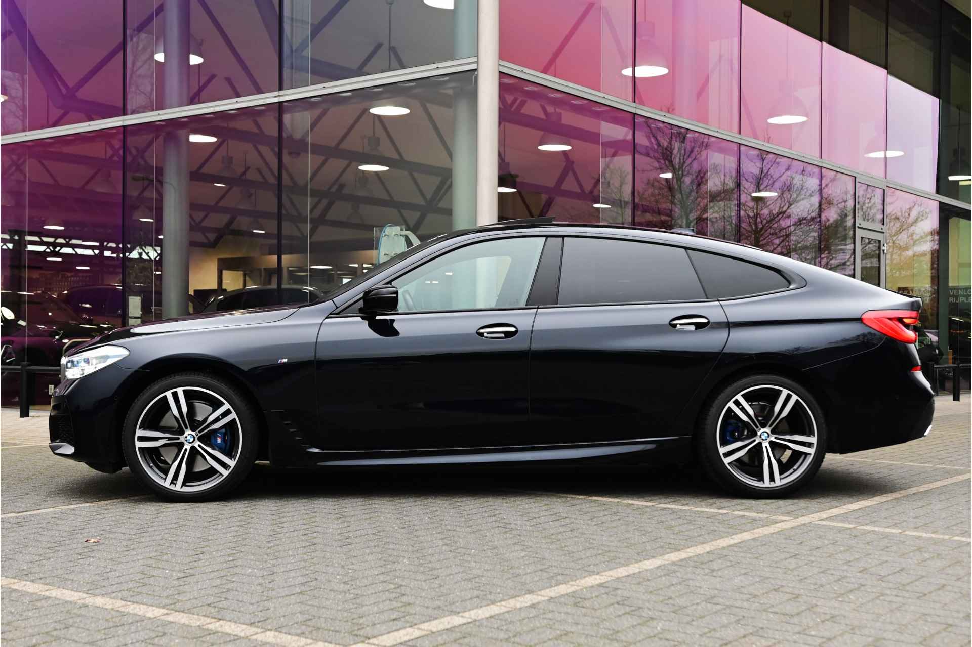 BMW 6 Serie Gran Turismo 640i High Executive M Sport Automaat / Panoramadak / Adaptieve LED / Head-Up / Parking Assistant / Stoelverwarming / Navigatie Professional / Verwarmd stuurwiel - 6/37