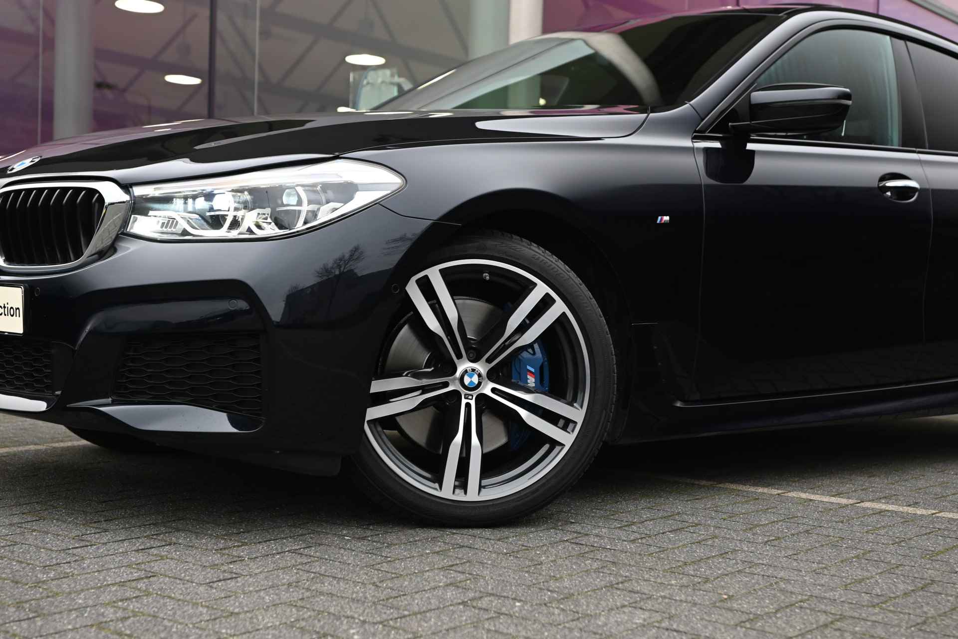 BMW 6 Serie Gran Turismo 640i High Executive M Sport Automaat / Panoramadak / Adaptieve LED / Head-Up / Parking Assistant / Stoelverwarming / Navigatie Professional / Verwarmd stuurwiel - 13/37