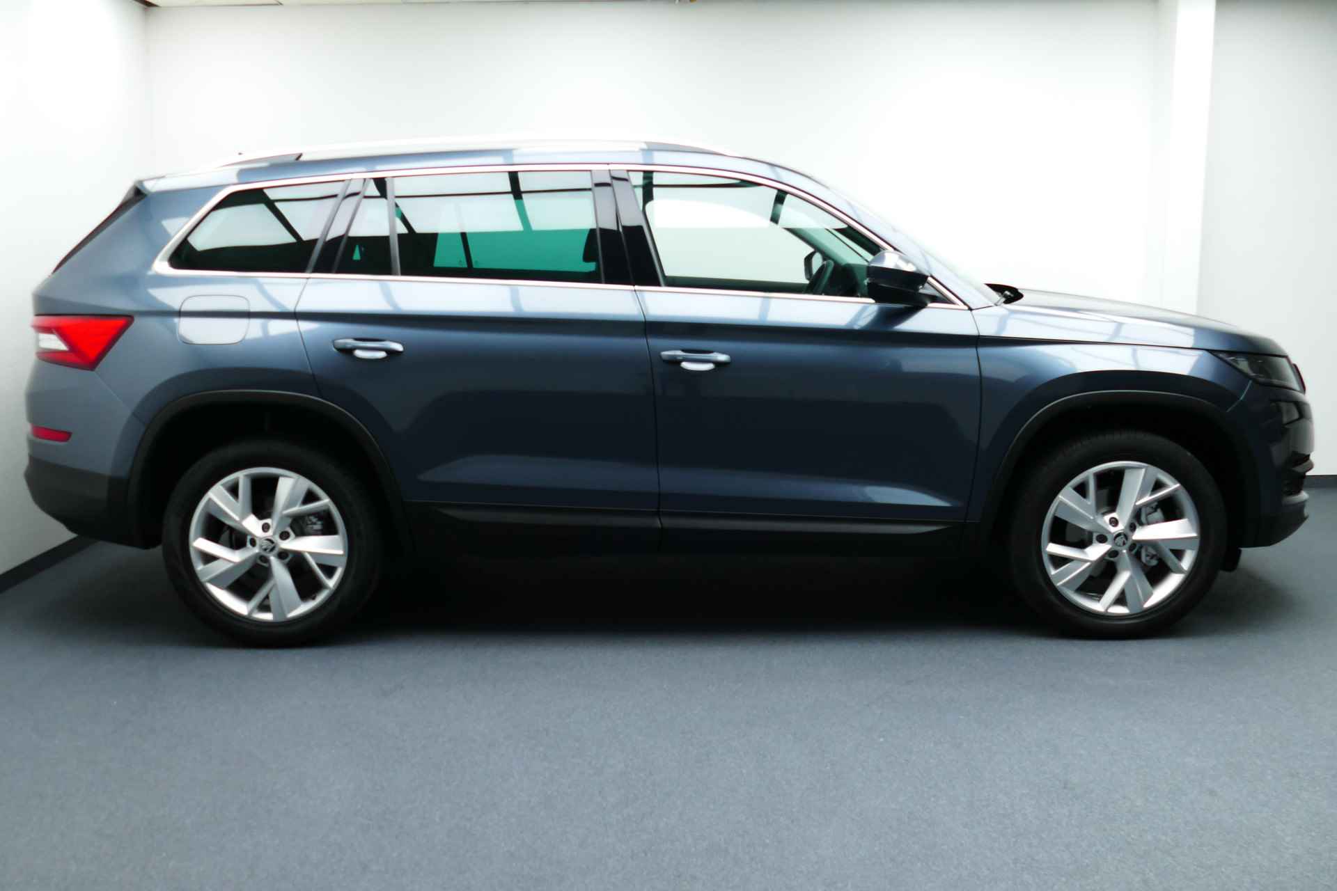 Škoda Kodiaq 1.5 TSI Business Edition 7-Pers. Adaptief Cruise, Virt Cockpit, Navi, 19"LMV, Led Koplampen - 9/44