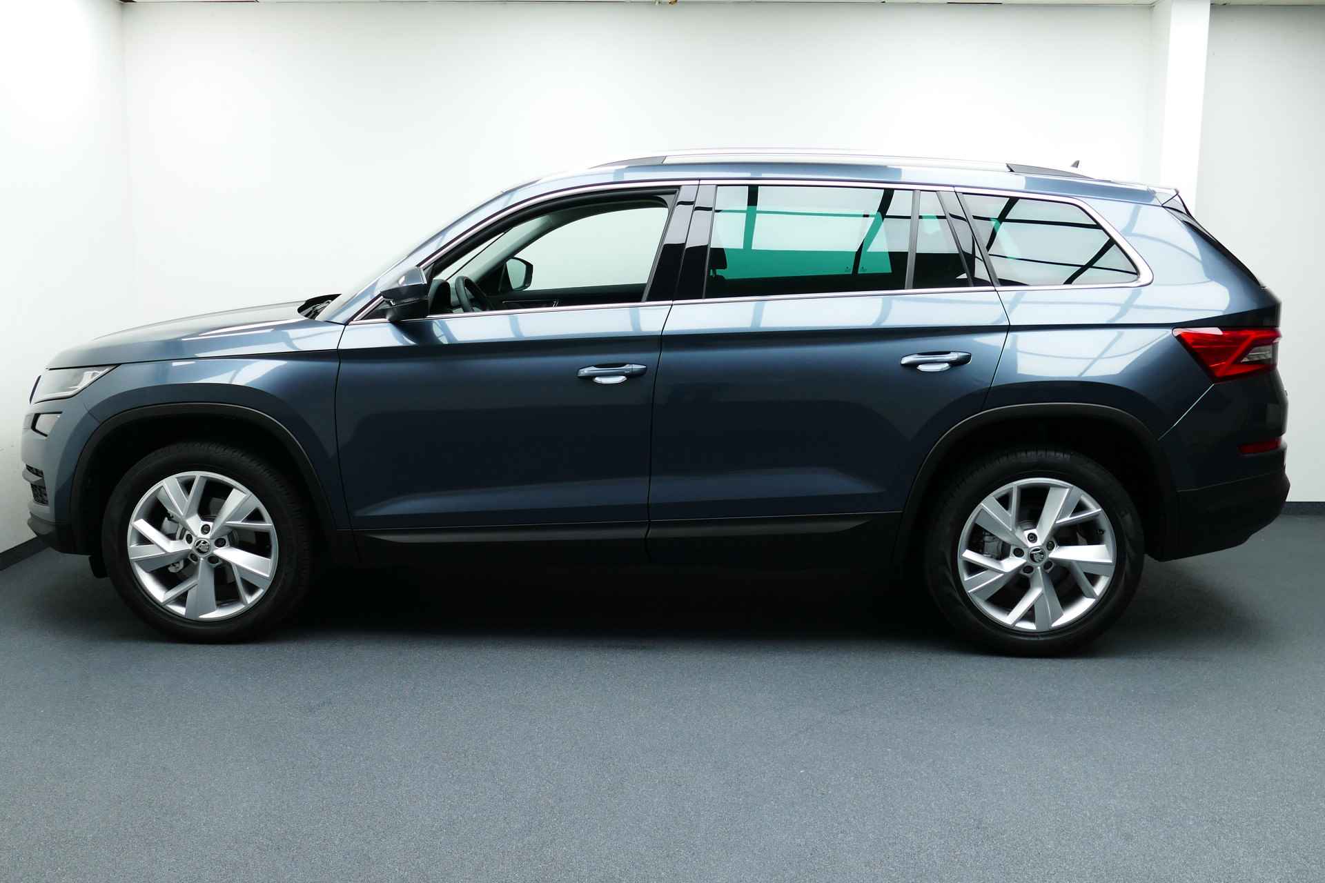 Škoda Kodiaq 1.5 TSI Business Edition 7-Pers. Adaptief Cruise, Virt Cockpit, Navi, 19"LMV, Led Koplampen - 10/44