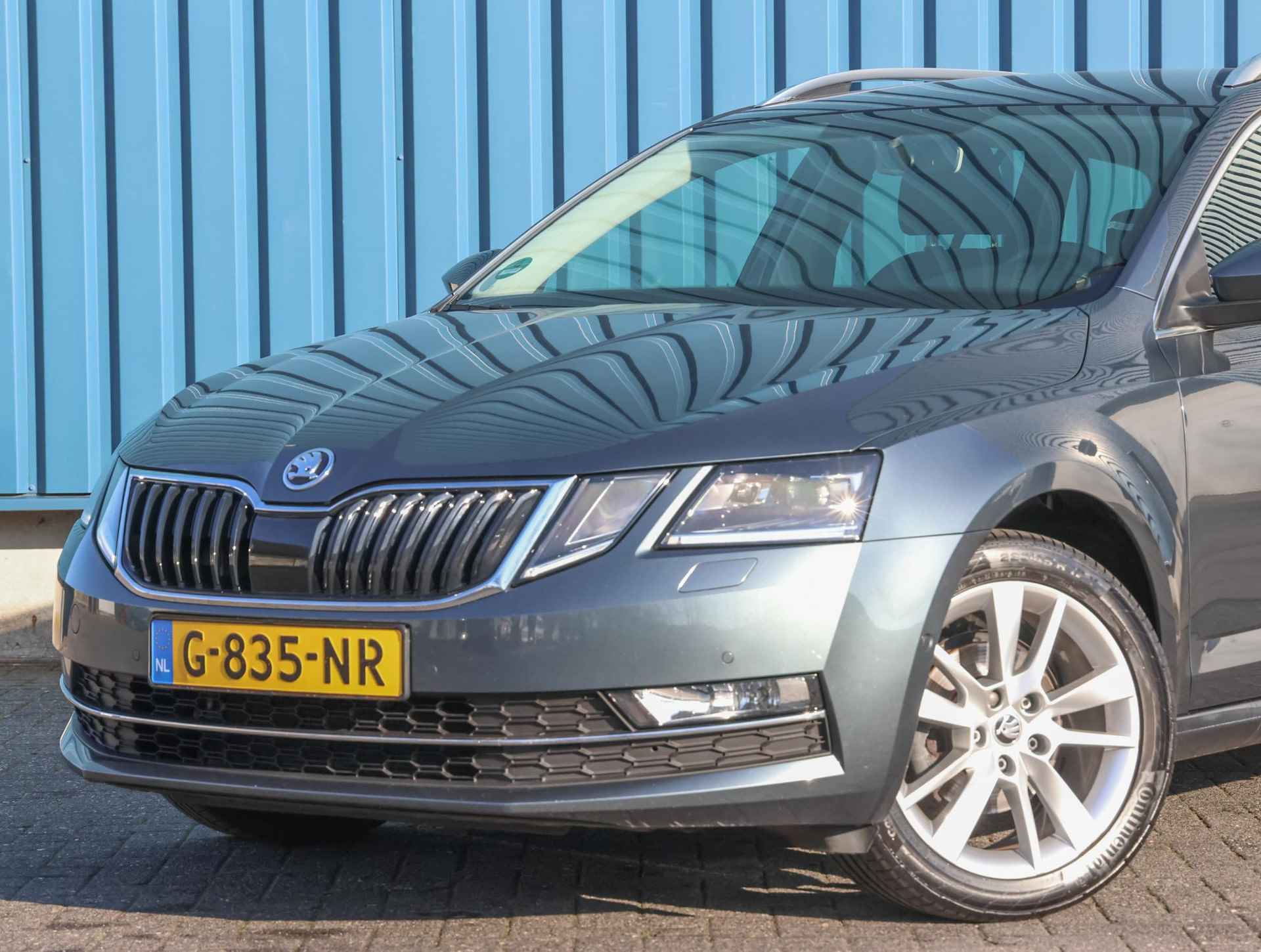 Skoda Octavia Combi 120pk TDI Style ( 1ste eigenaar | Trekhaak | AUTOMAAT | LEER | Parkeersensoren | LED ) - 6/46