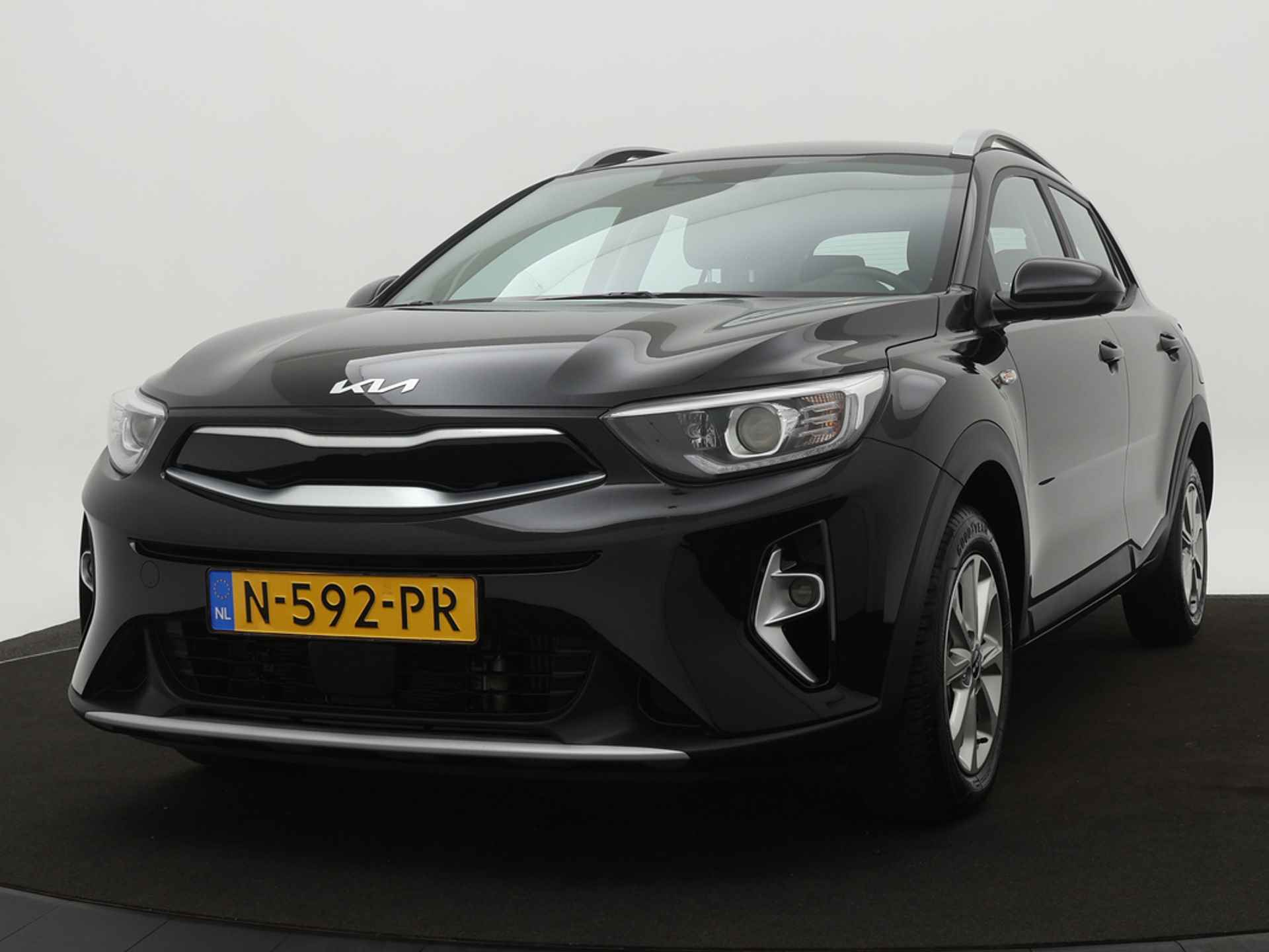 Kia Stonic 1.0 T-GDi MHEV DynamicLine - Navigatie - Climate Control - Camera - Apple Carplay/Android Auto - Fabrieksgarantie tot 12-2028 - 3/45