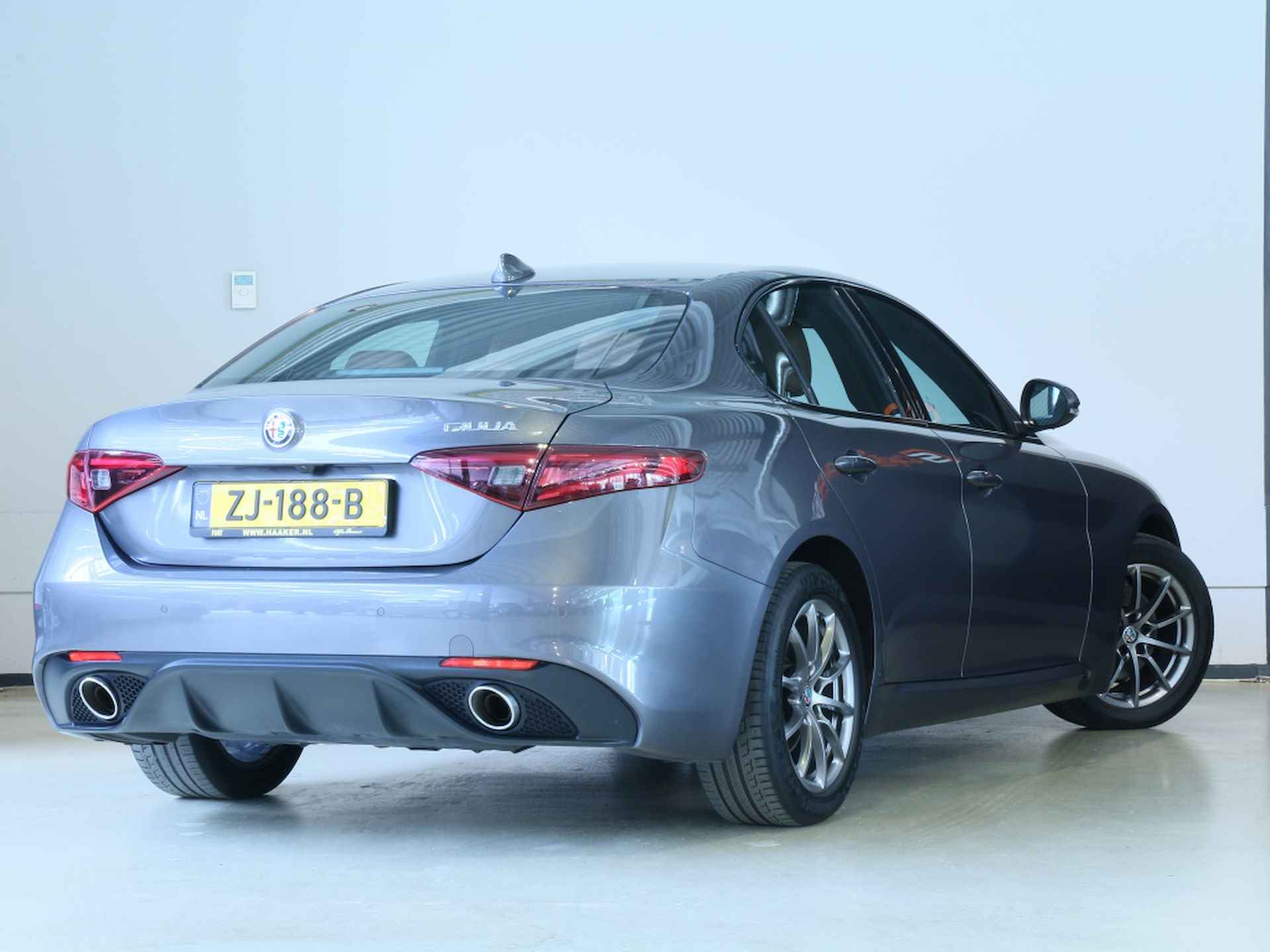 Alfa romeo Giulia 2.0T 200pk | VELOCE IN- EN EXTERIEUR - 4/21